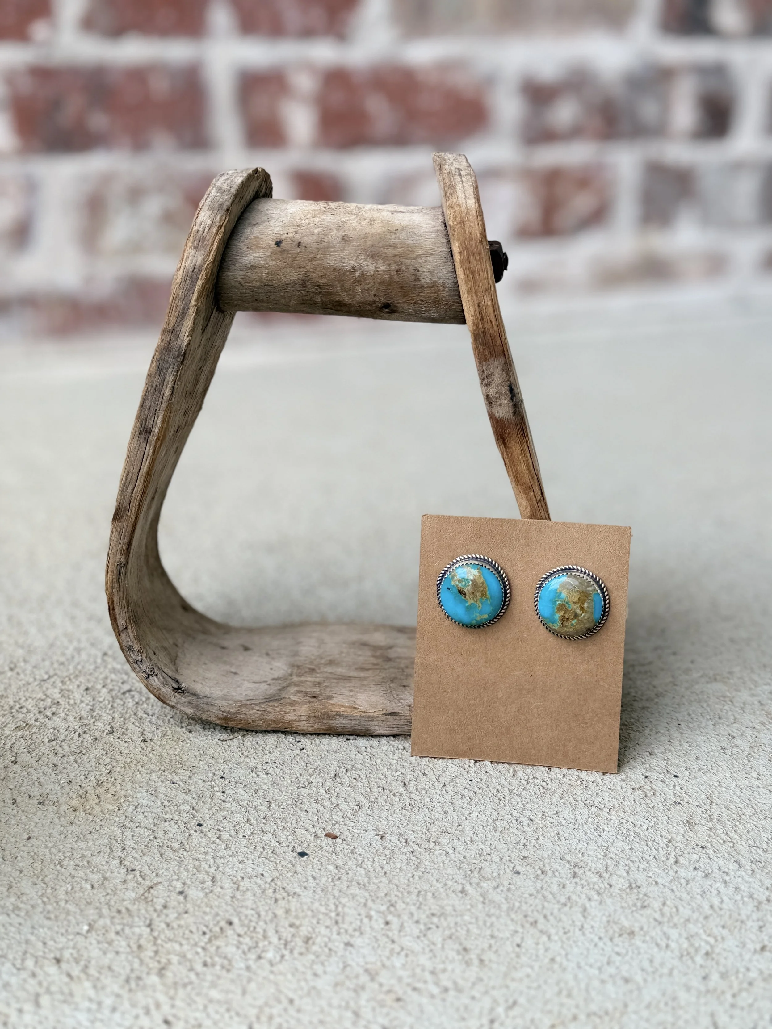 Kingman Round Turquoise Earrings