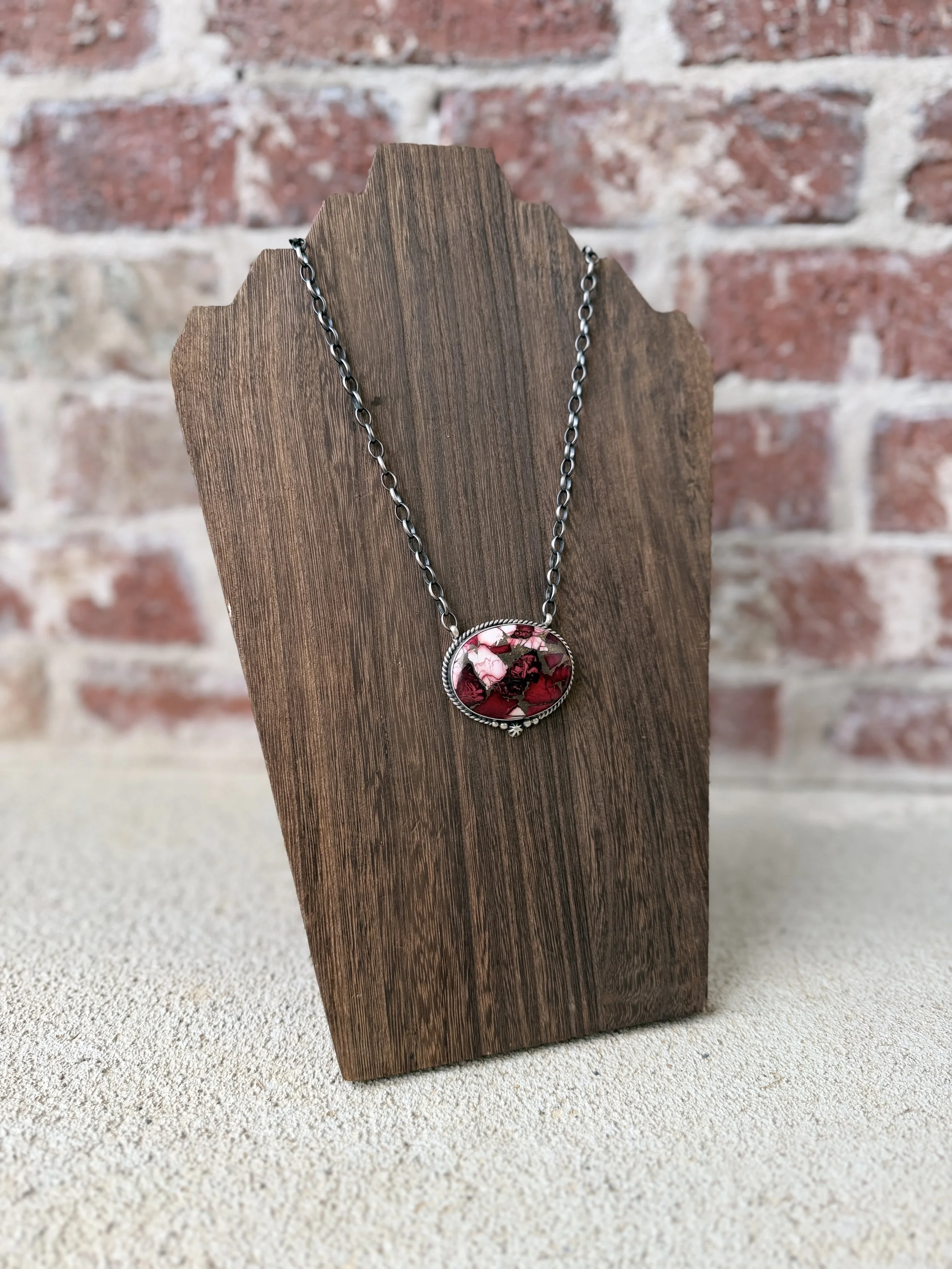 Dahila Rose Bar Necklace 16"