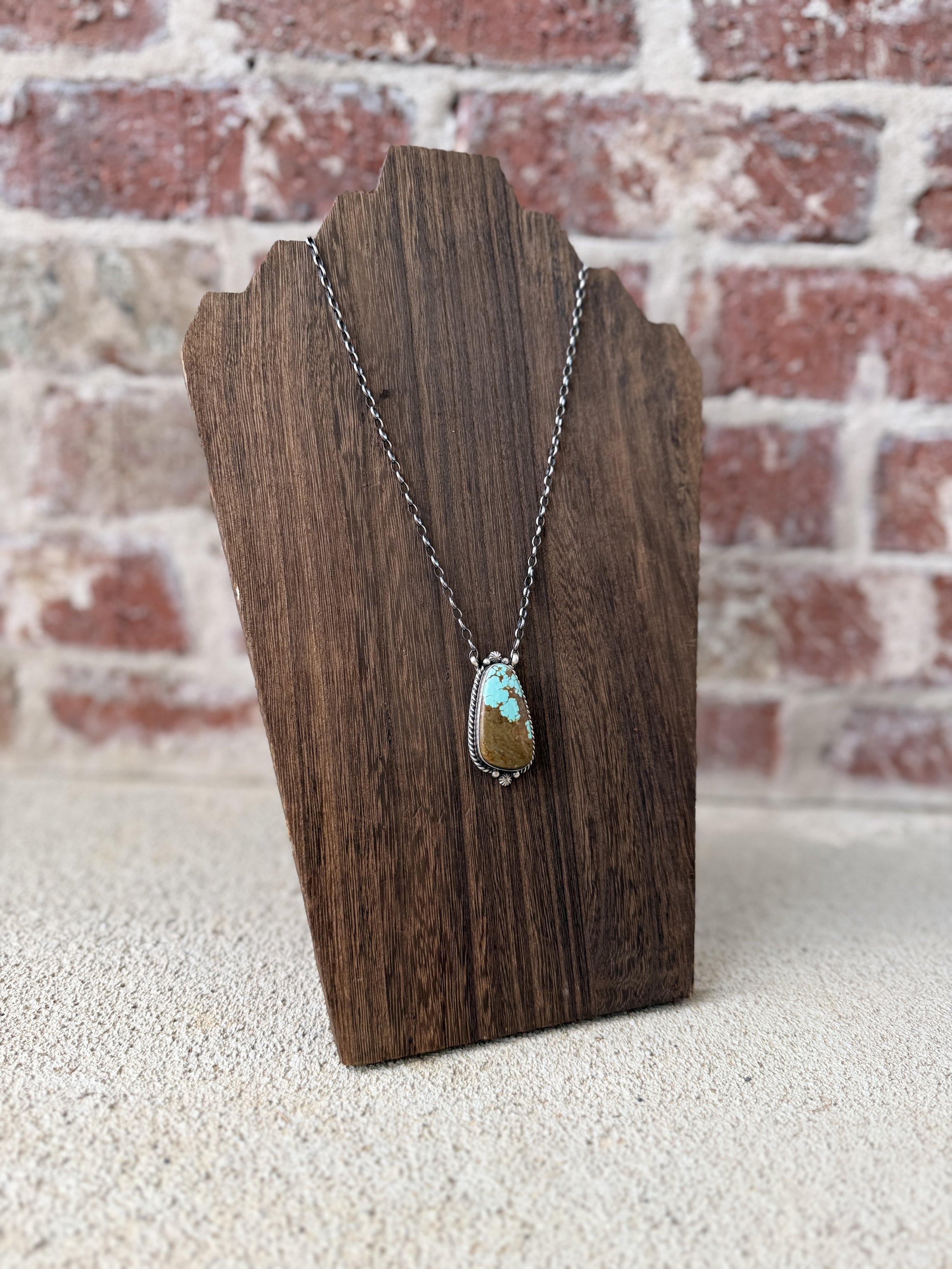 #8 Turquoise Necklace 17" Chain