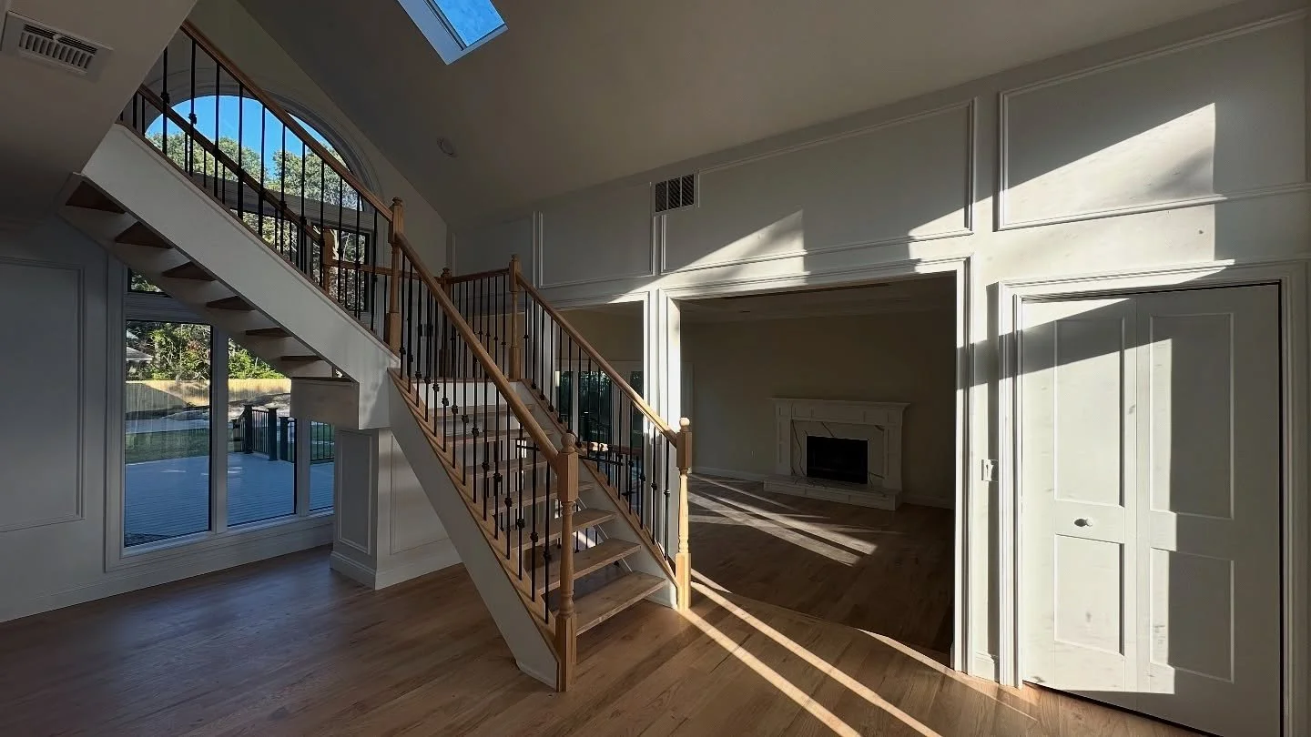 To Bare Bones to Beautiful! 🏡✨ Staircase Transformation

#HomeImprovements #HomeDecor #Home #Construction #HomeImprovement #HomeRenovation #Renovation #HenryDidIt #Commercial #Residential