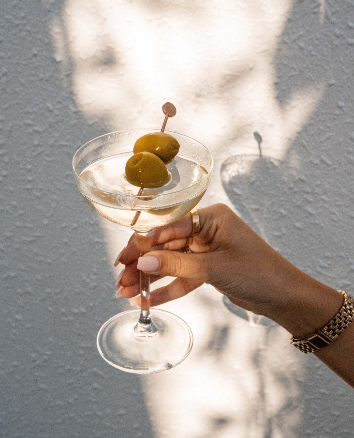 The golden hour pour: our Coastal Martini. Four Pillars Olive Leaf Gin, dry vermouth, orange, and a whisper of salt &amp; vinegar brine. Made for long evenings by the water.⁠
⁠
#RickSteinAtCoogeeBeach #CoastalMartini #CoogeeBeach