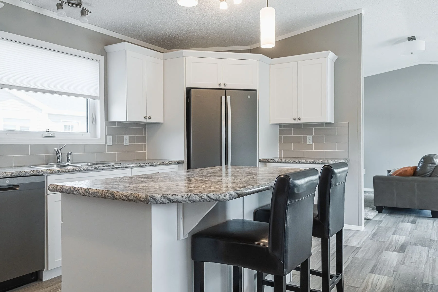 28 Acorn Crescent Monterey Estates North