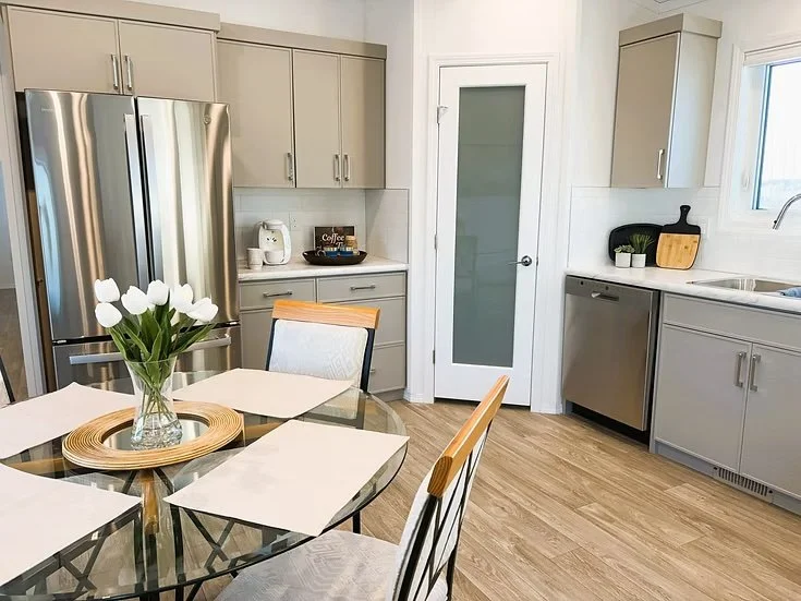 22 Acorn Crescent Monterey Estates North