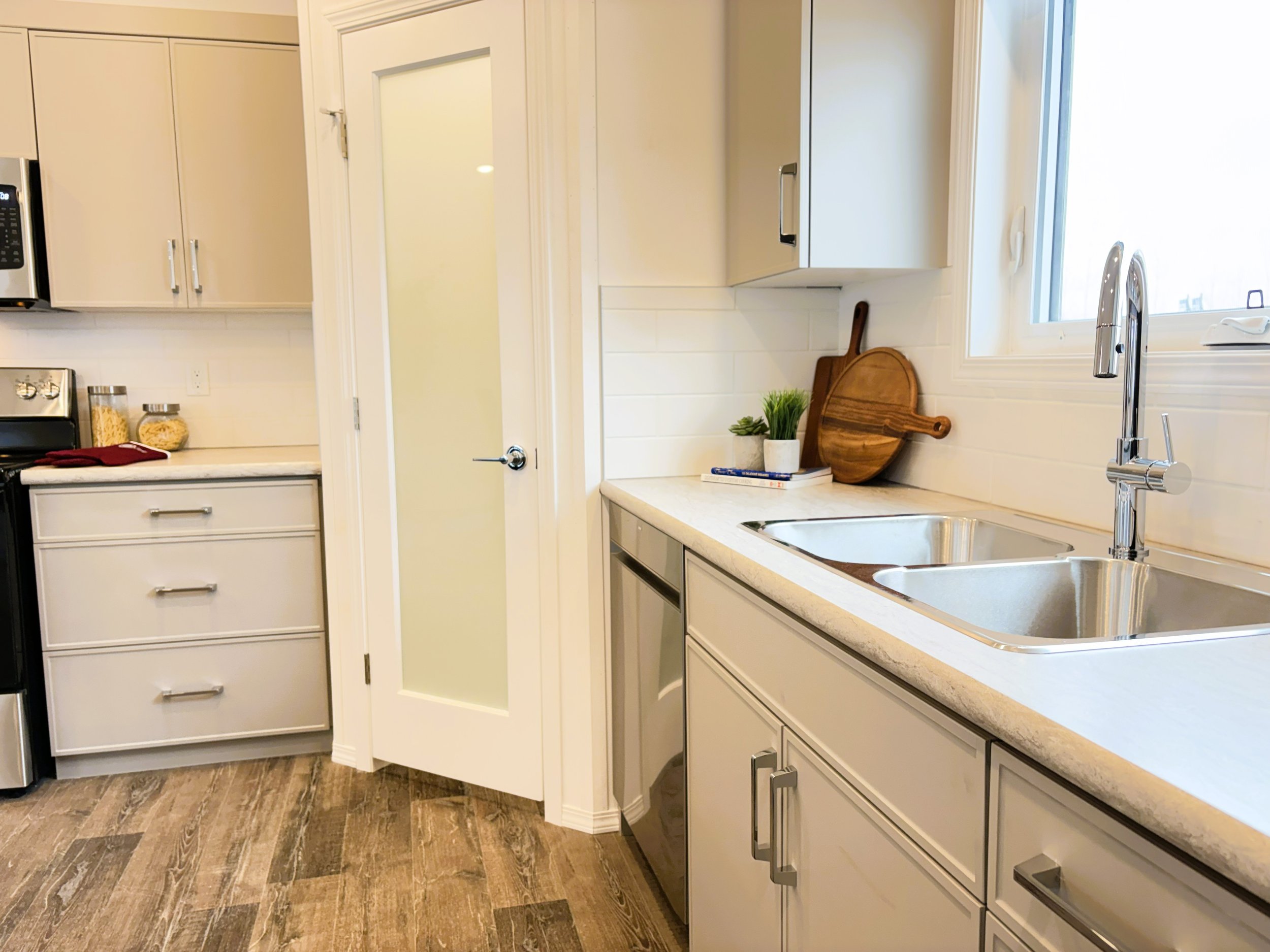 Kitchen sink area .jpg