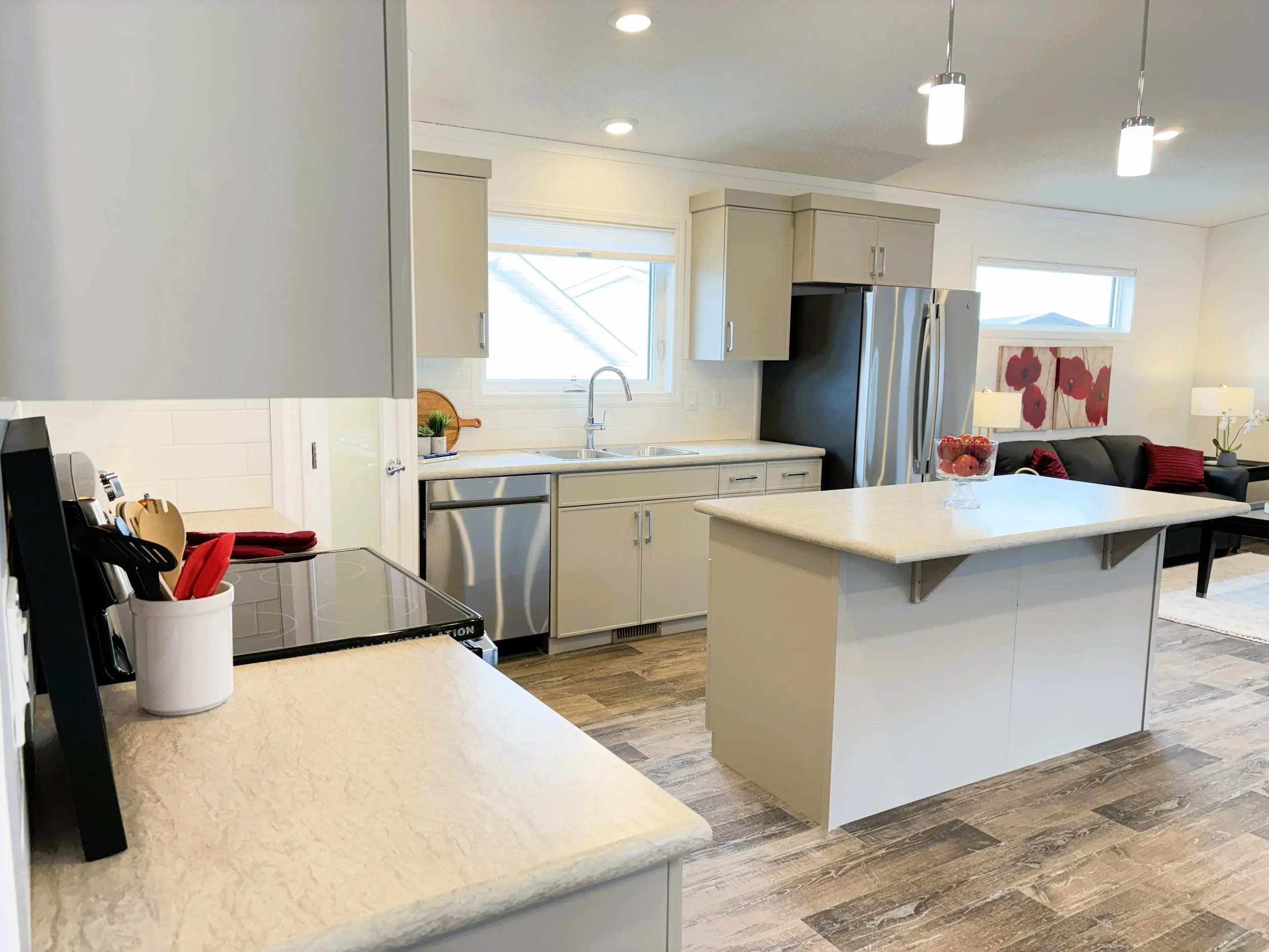 IMG_9588 kitchen to living.jpg