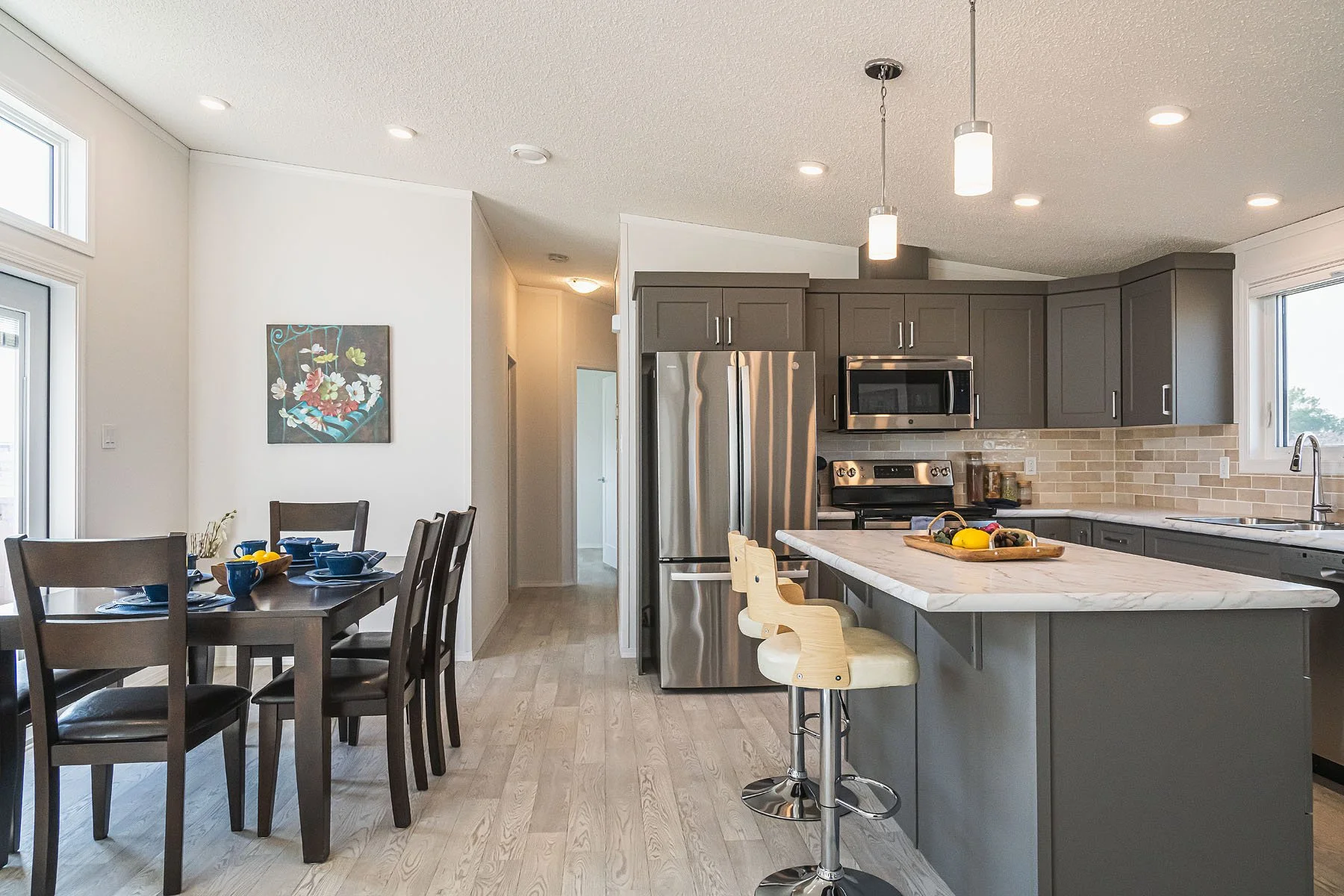 2 Sequoia Crescent Monterey Estates North