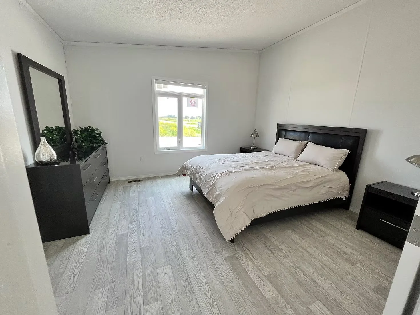 2 Sequoia Crescent Monterey Estates North