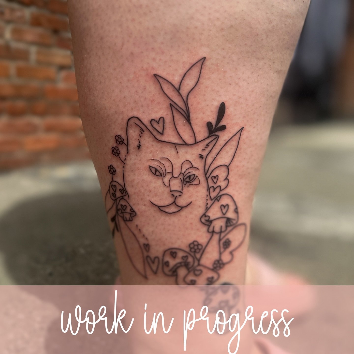 Got to start on this portrait of Piggy recently! So excited to finish her 🥰 would you get a portrait of your pet as a tattoo? 👀

✨ B O O K S ✨ O P E N ✨ F O R ✨ F O R E V E R ✨ 

#Spokane #spokanewashington #spokanedoesntsuck #spokanetattoos #spoka
