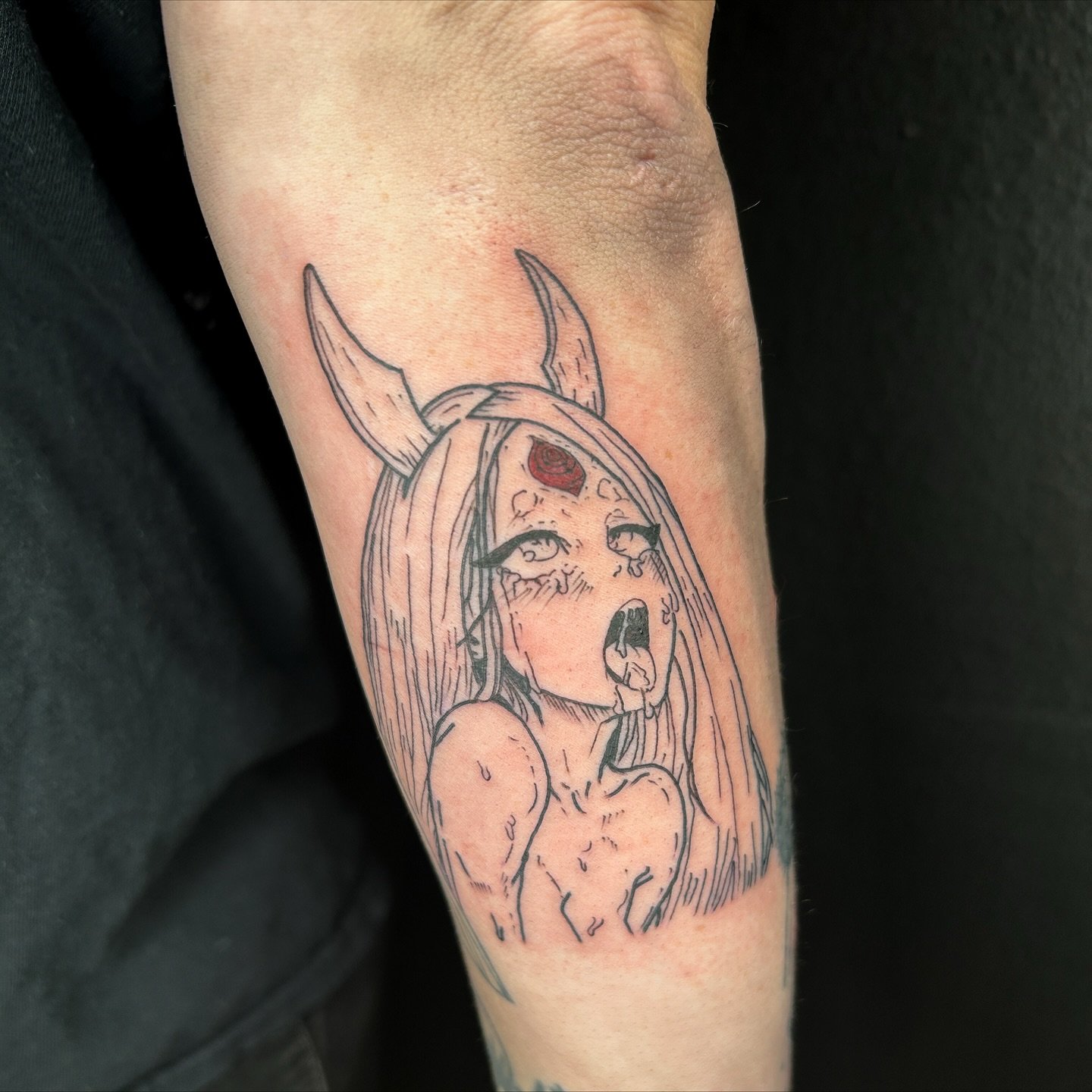 Friendly reminder that this weeks Halloween Flash Event is by appointment only! 🎃 >>> Swipe for available flash

I still have a few spots left! (: