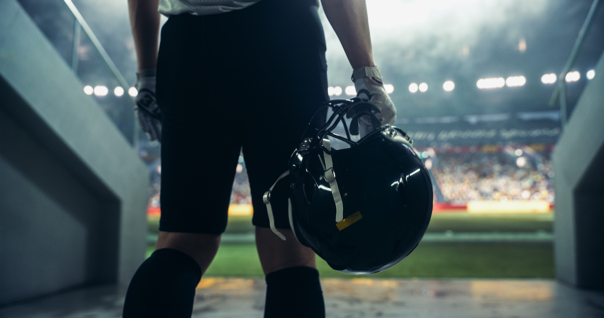 fooball player with helmet 1200px.png