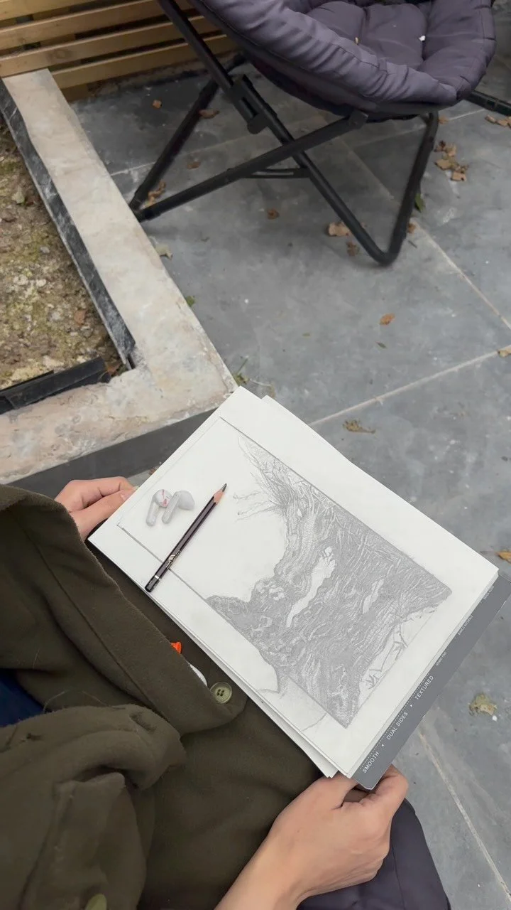 Every tree tells a story. 🌿
When I see a tree, I don’t just see branches and roots — I see scars, memories, and the beginnings of my next artwork. ✨
What do you see when you look at a tree?”
👉 Save this reel for when you need a m