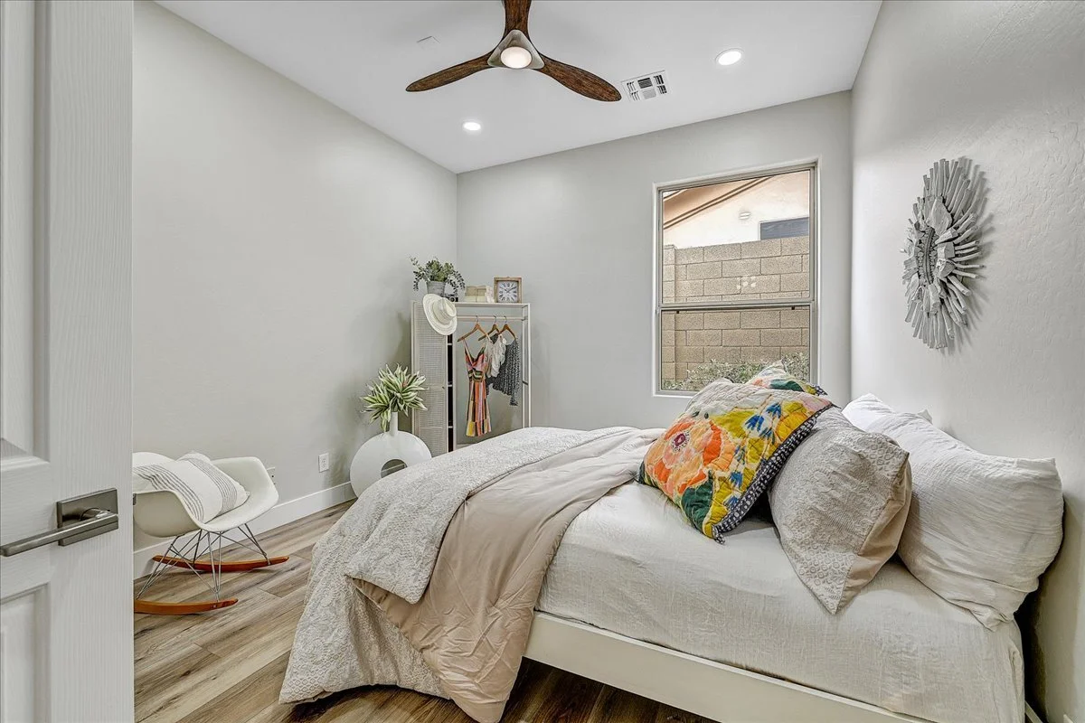 17-Office_Bedroom.jpg