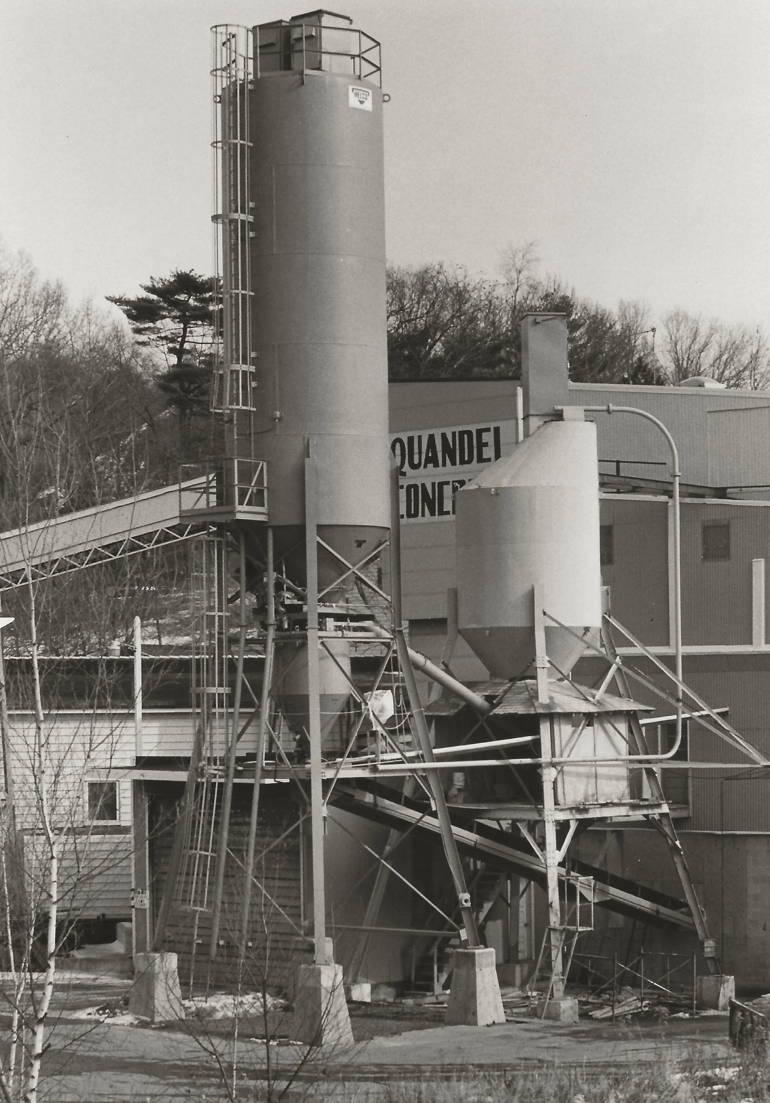 Quandel Concrete, Minersville, New Silo 02-06-1984 (Steidle Photo)