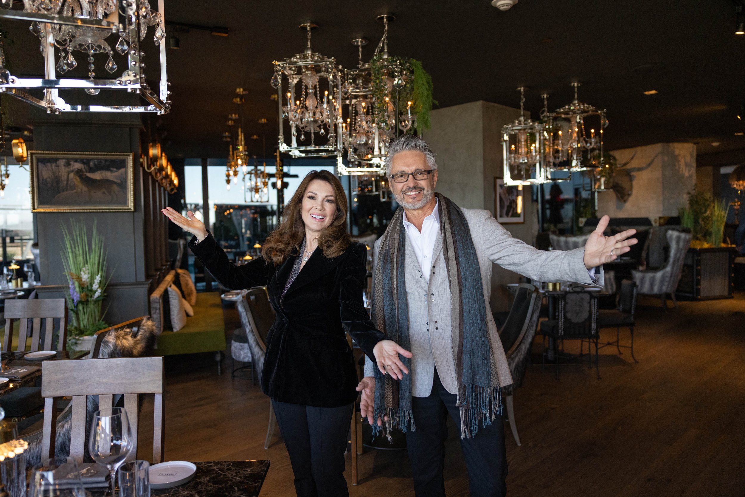 Lisa Vanderpump & Nick Alain posing inside Wolf by Vanderpump Scottsdale
.