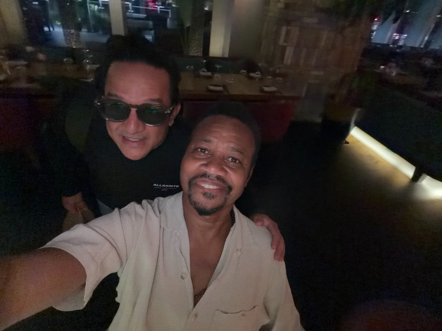 What a pleasure to meet you one of the coolest guys in Hollywood. @cubagoodingjr @hutongmiami