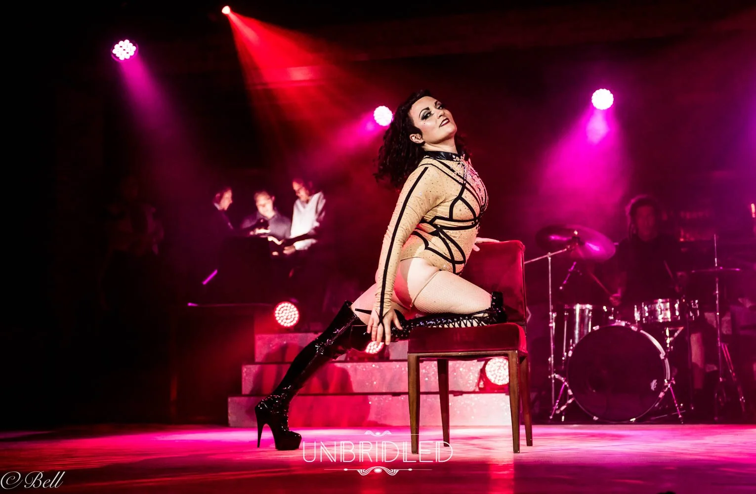 Chicago_Burlesque_Performer-20.jpg