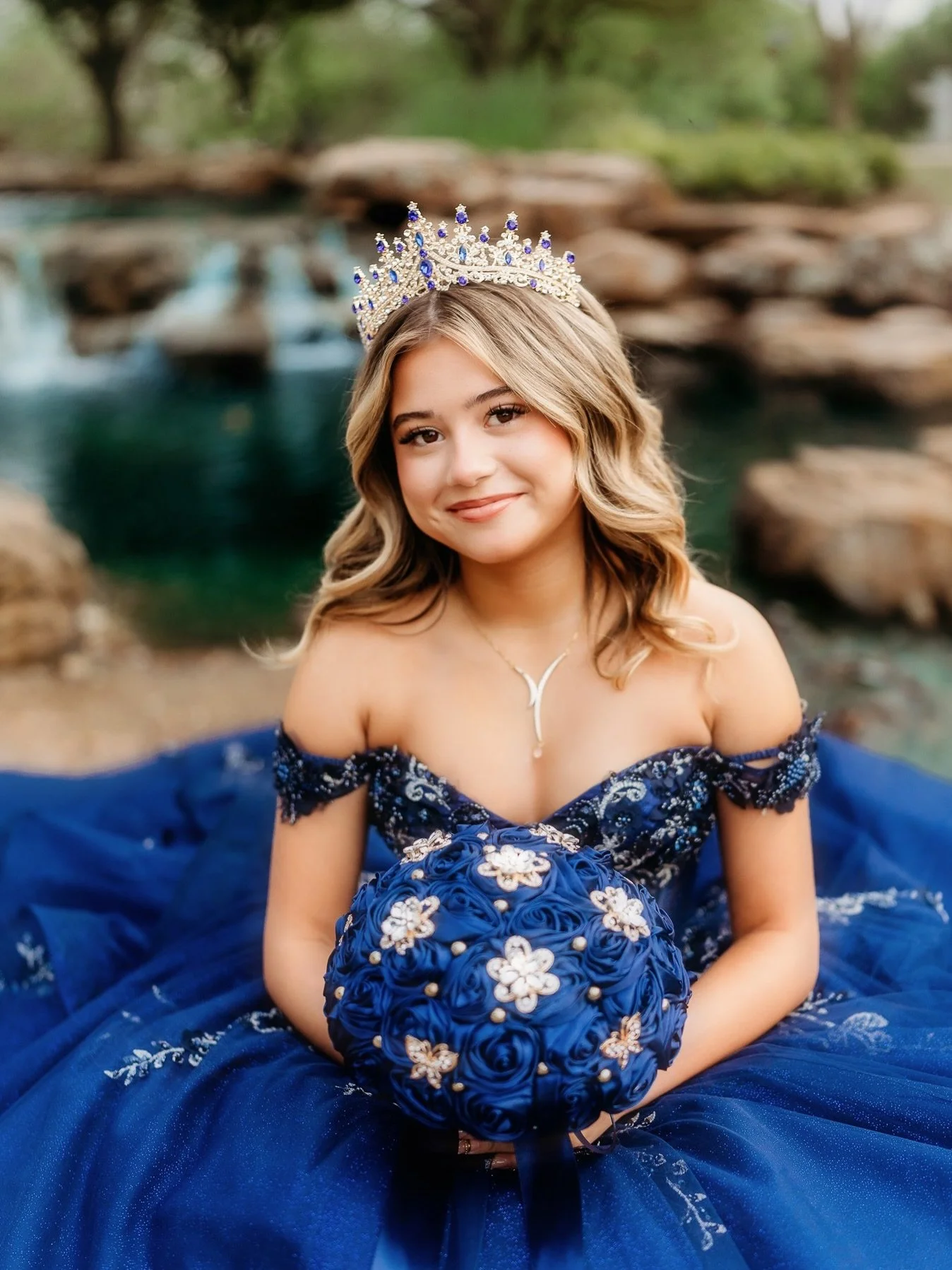 This sweet Quincea&ntilde;era I had the pleasure of spraying her with @glazedsunless. Happy birthday Melody! 

Photographer: @sageandwillowphotos 
HMUA : @beneaththemascara