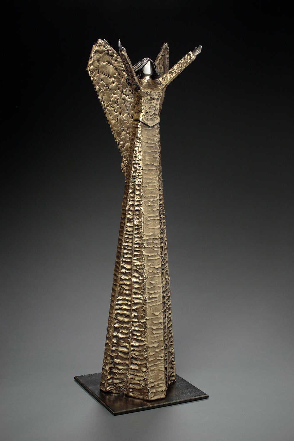 Beacon of Light
27"H x 8"D x 8"W
Welded Steel & Bronze
UNIQUE (SOLD)