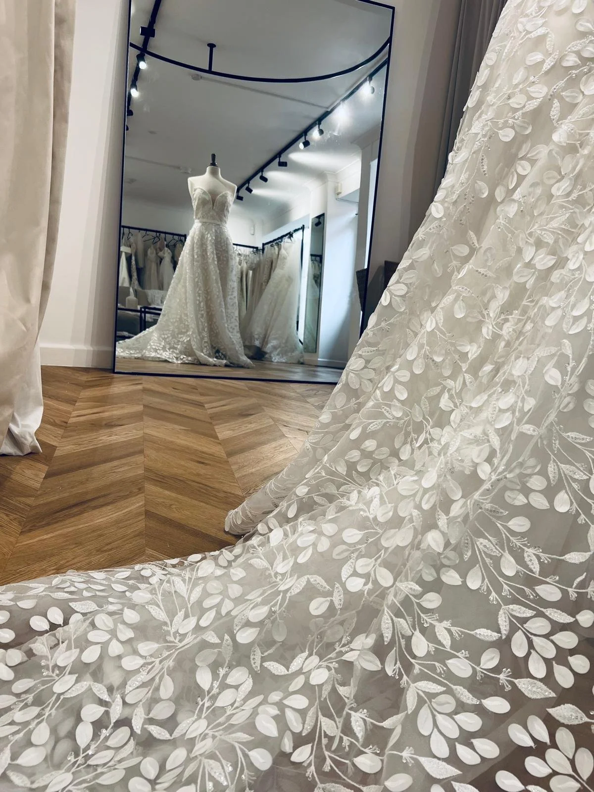 WhatsApp Image 2025-11-11 at 21.47.05_d8cbd16c.jpg