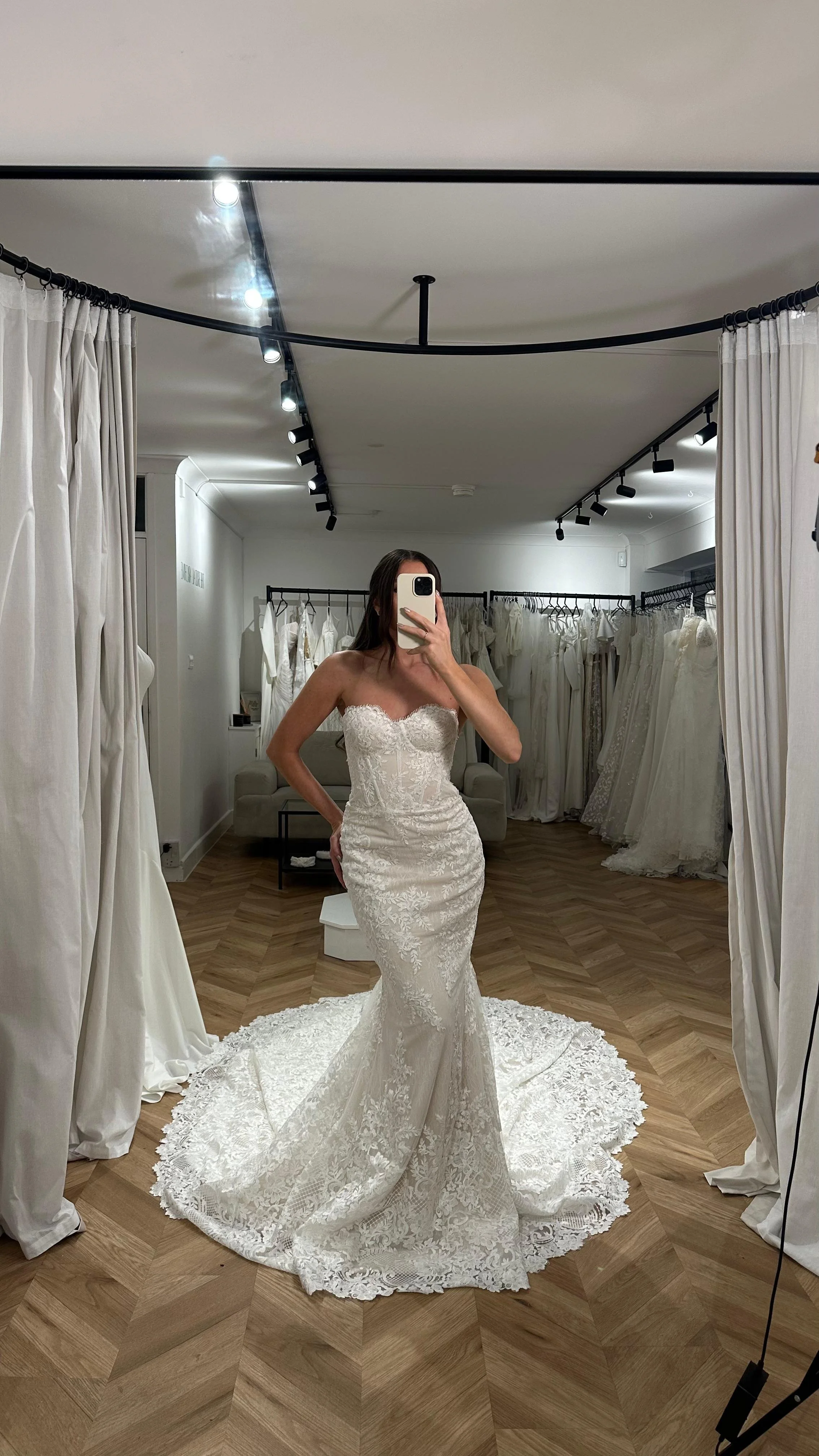 WhatsApp Image 2025-11-24 at 18.19.14_aa33dbbc.jpg