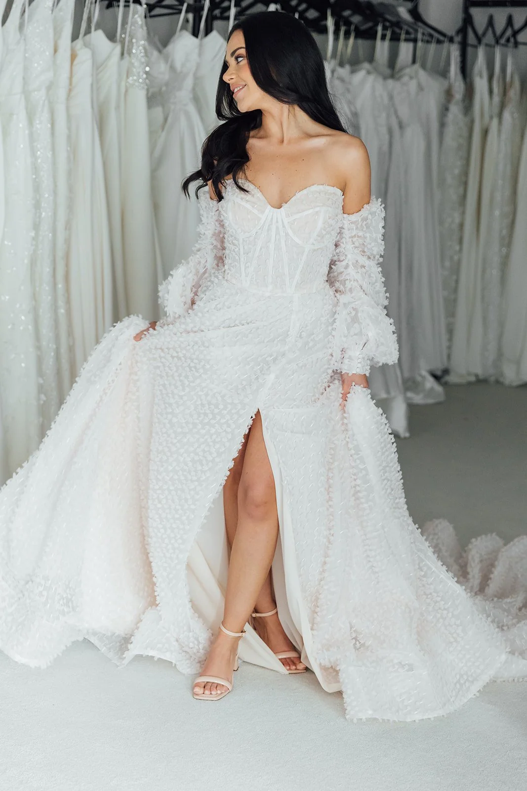 Anna Campbell - Billie