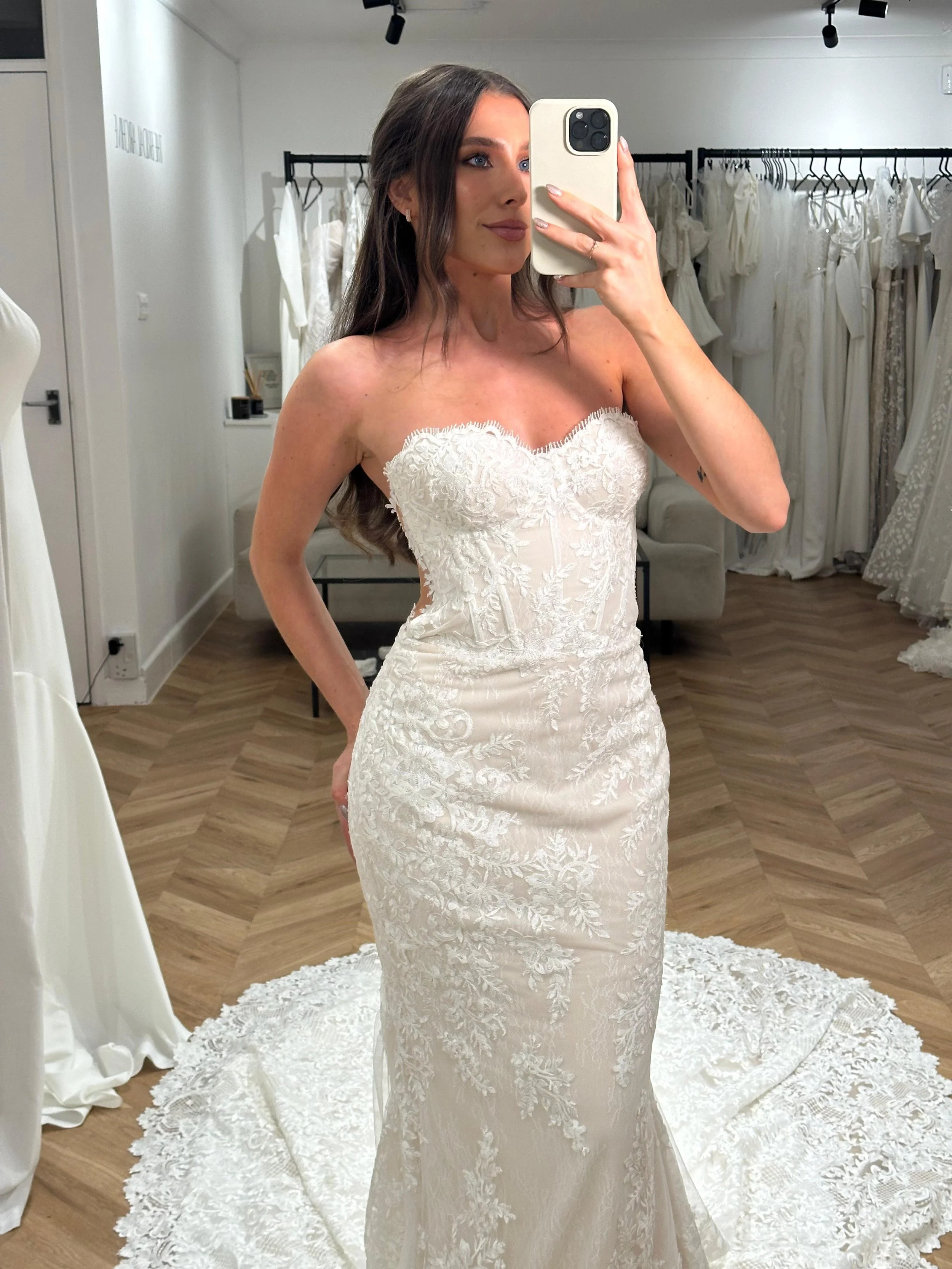 WhatsApp Image 2025-11-24 at 18.19.14_cbb80046.jpg