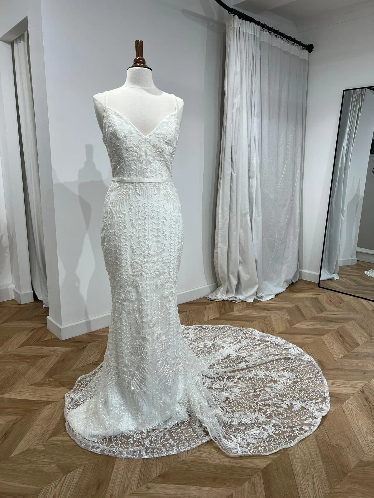 WhatsApp Image 2025-11-09 at 00.09.21_563476cb.jpg