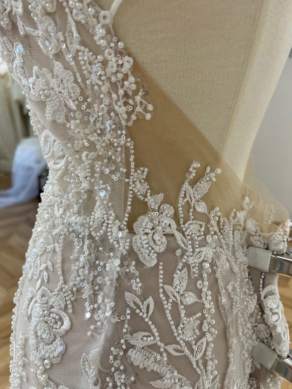 WhatsApp Image 2025-11-09 at 00.24.52_b3f7a367.jpg