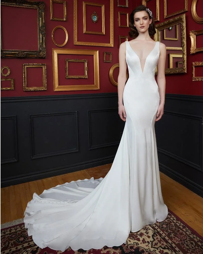 LA23237-Fitted Simple Satin Wedding Dress with Buttons Down the Back4.jpg