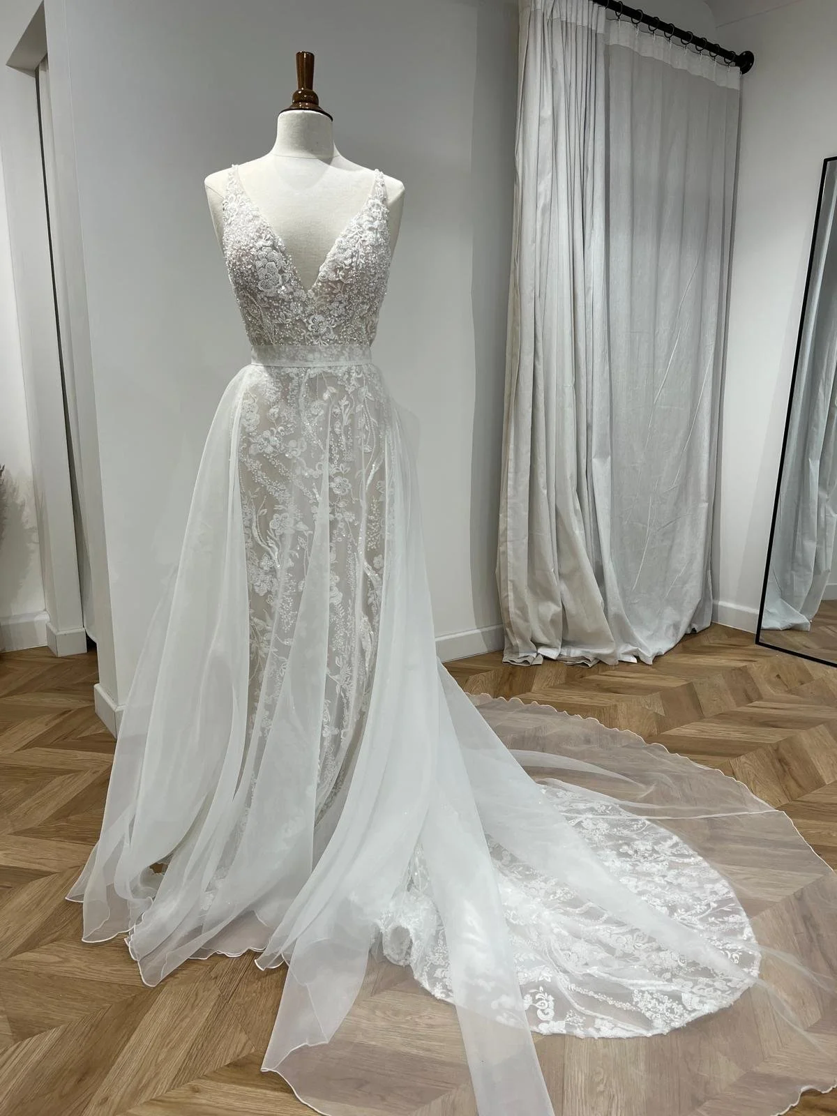 WhatsApp Image 2025-11-09 at 00.24.51_61734b73.jpg