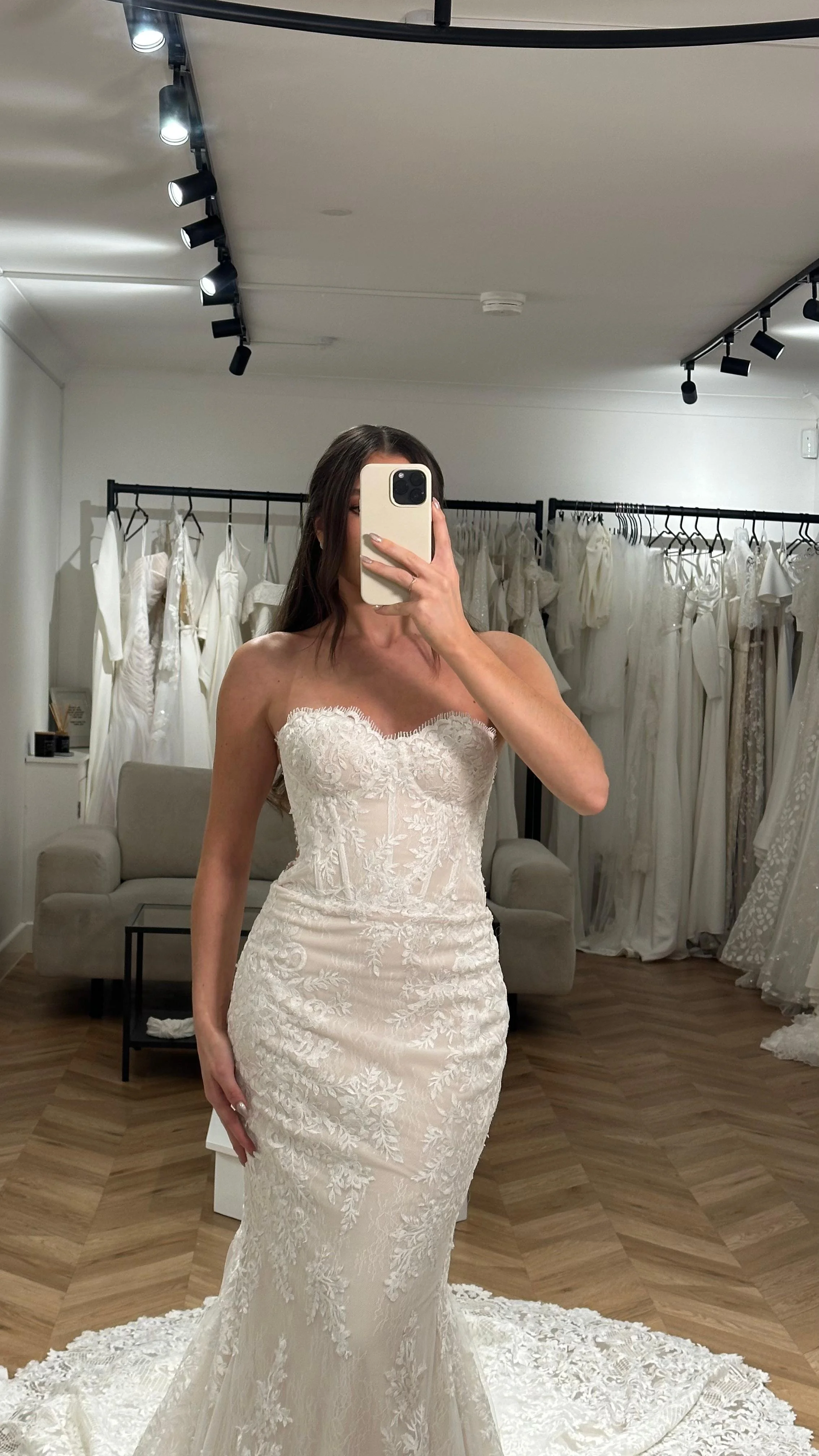 WhatsApp Image 2025-11-24 at 18.19.14_00ec6216.jpg