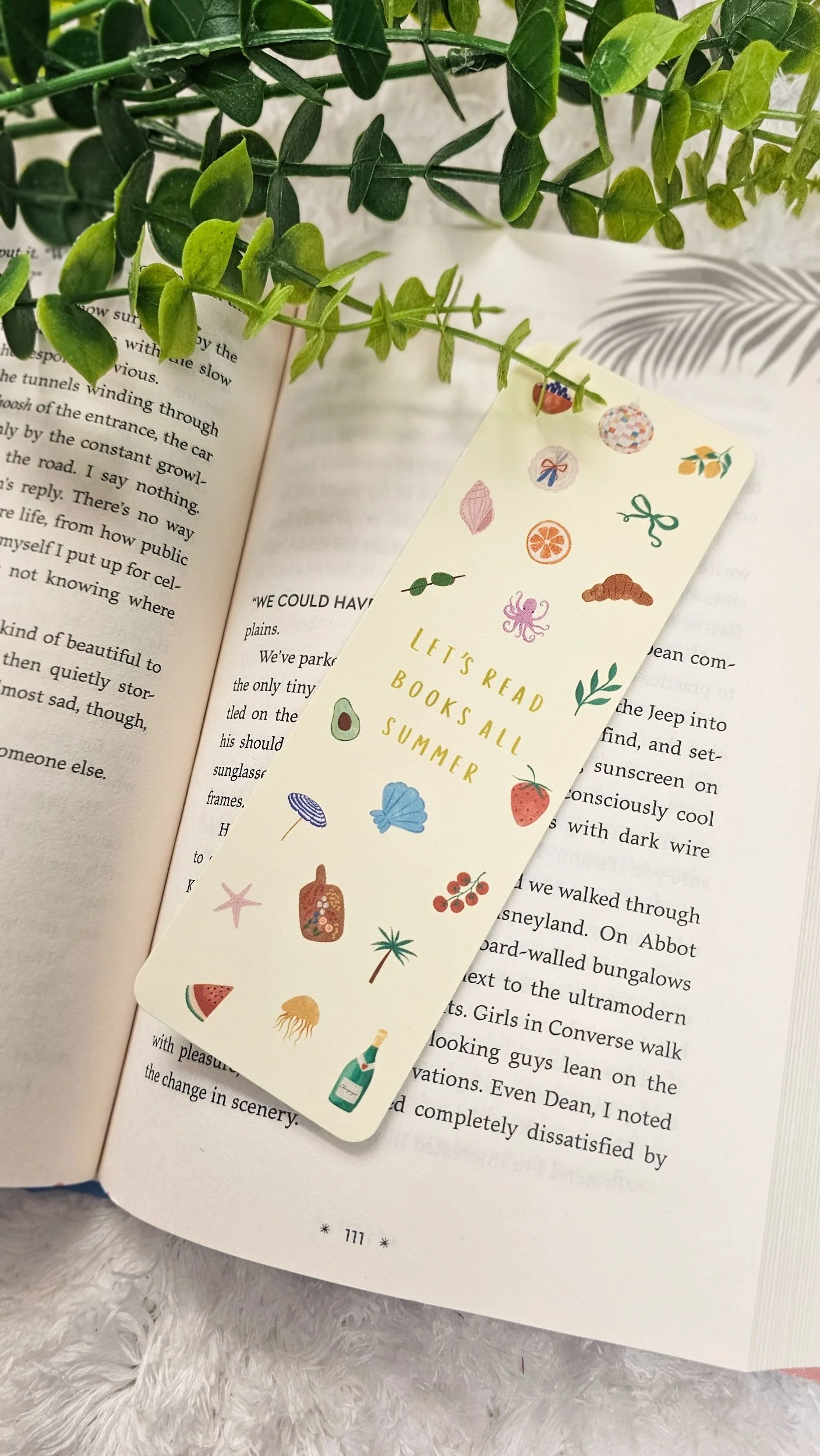 Let's read books all summer bookmark