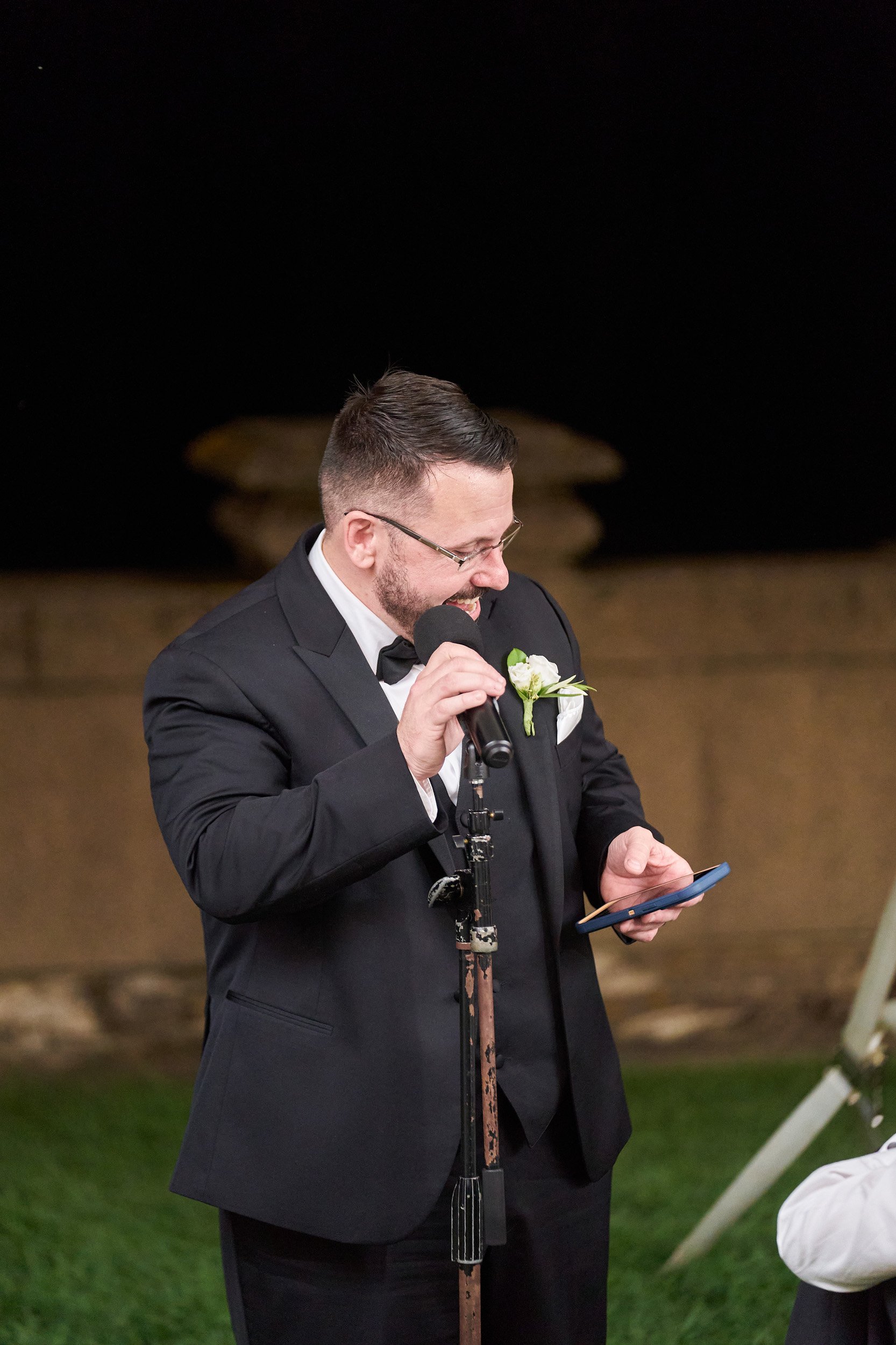 498GAV08371.jpg