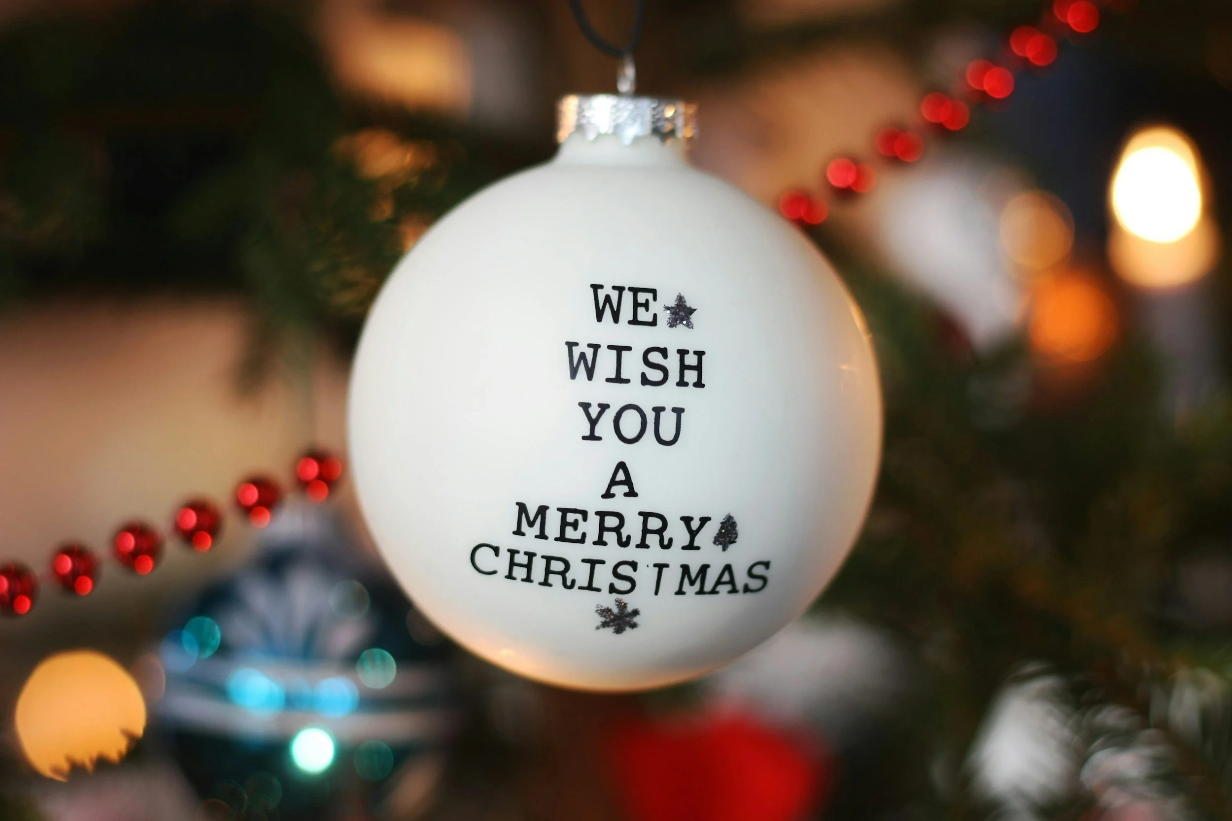 Decorate your mobile home for a cozy, family Christmas season.