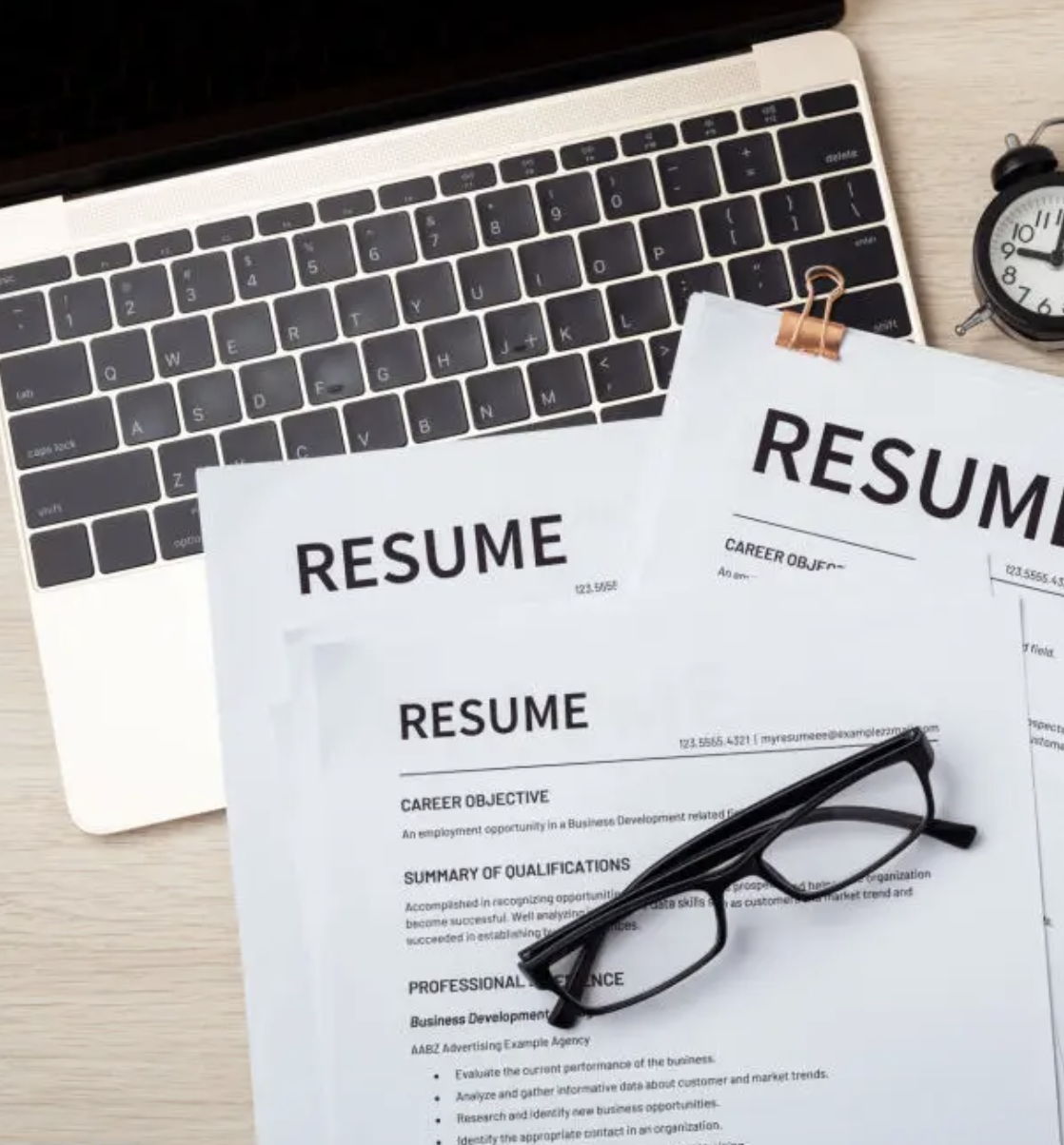Repotting My Résumé (and My Life): Why Your Next Draft Might Be Your Best Yet!✒️