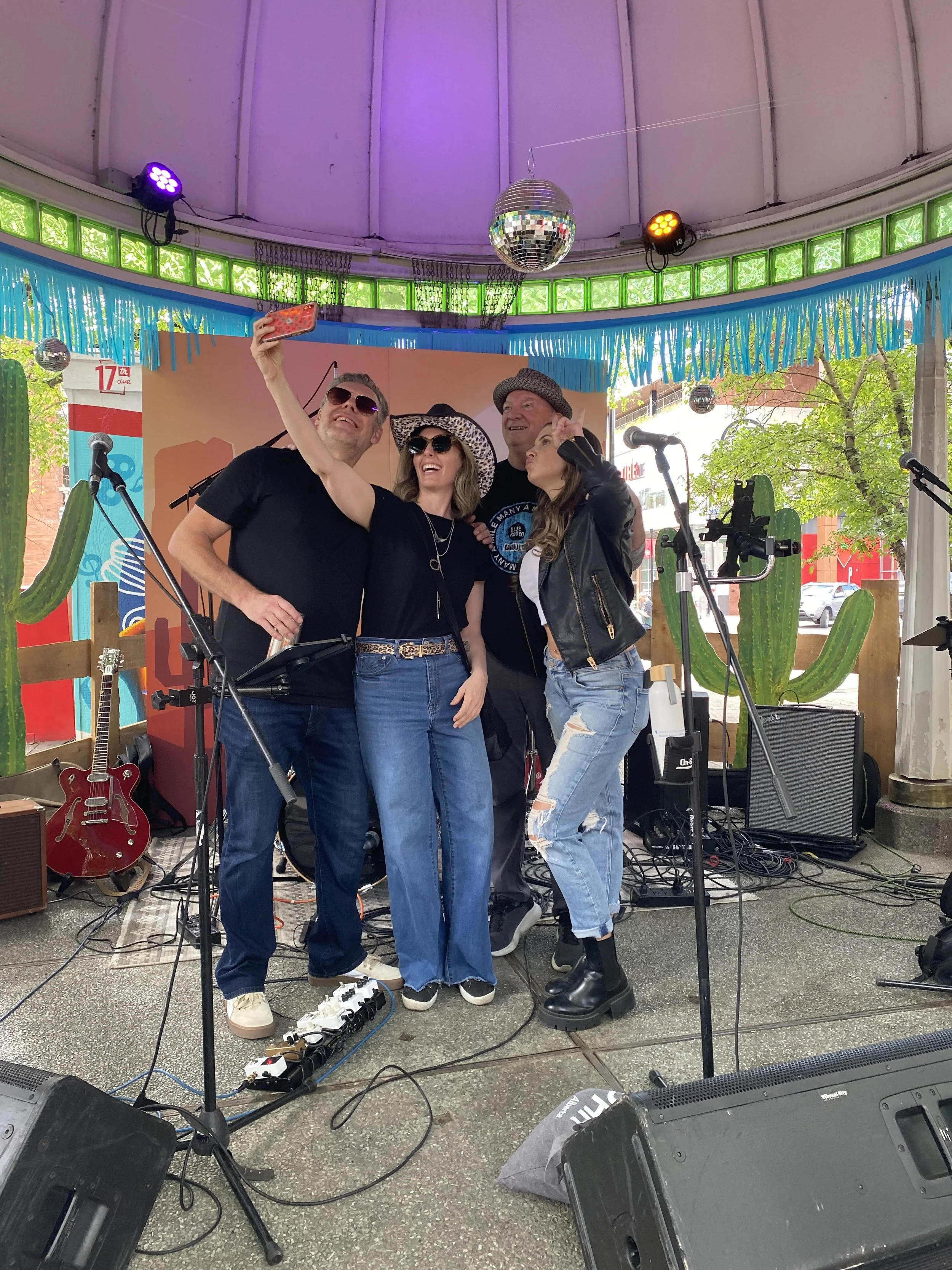 Summer on 17th - Dorsett Square