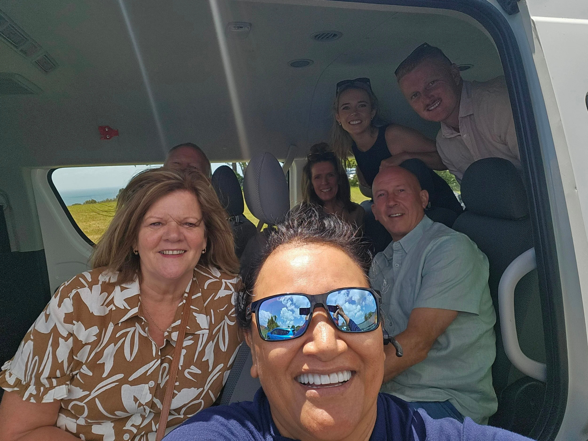 How to Book a Shuttle for Your Waiheke Wine Tour