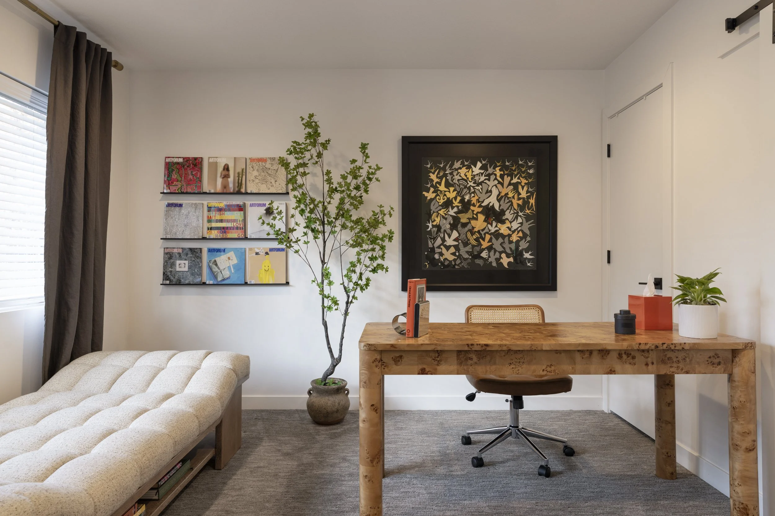 The first floor room has some unique features punctuated by a stirring Pedro Friedeberg. The full en suite bathroom and private entrance keep you, and your work, separate from the rest of the house. Whether you're heads down on deadline or putting yo