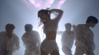u7811218896_kpop_idols_dancing_--ar_9151_--video_1_46d5f203-7ad7-46c9-bf8b-bd41fecd4ab3_3.gif