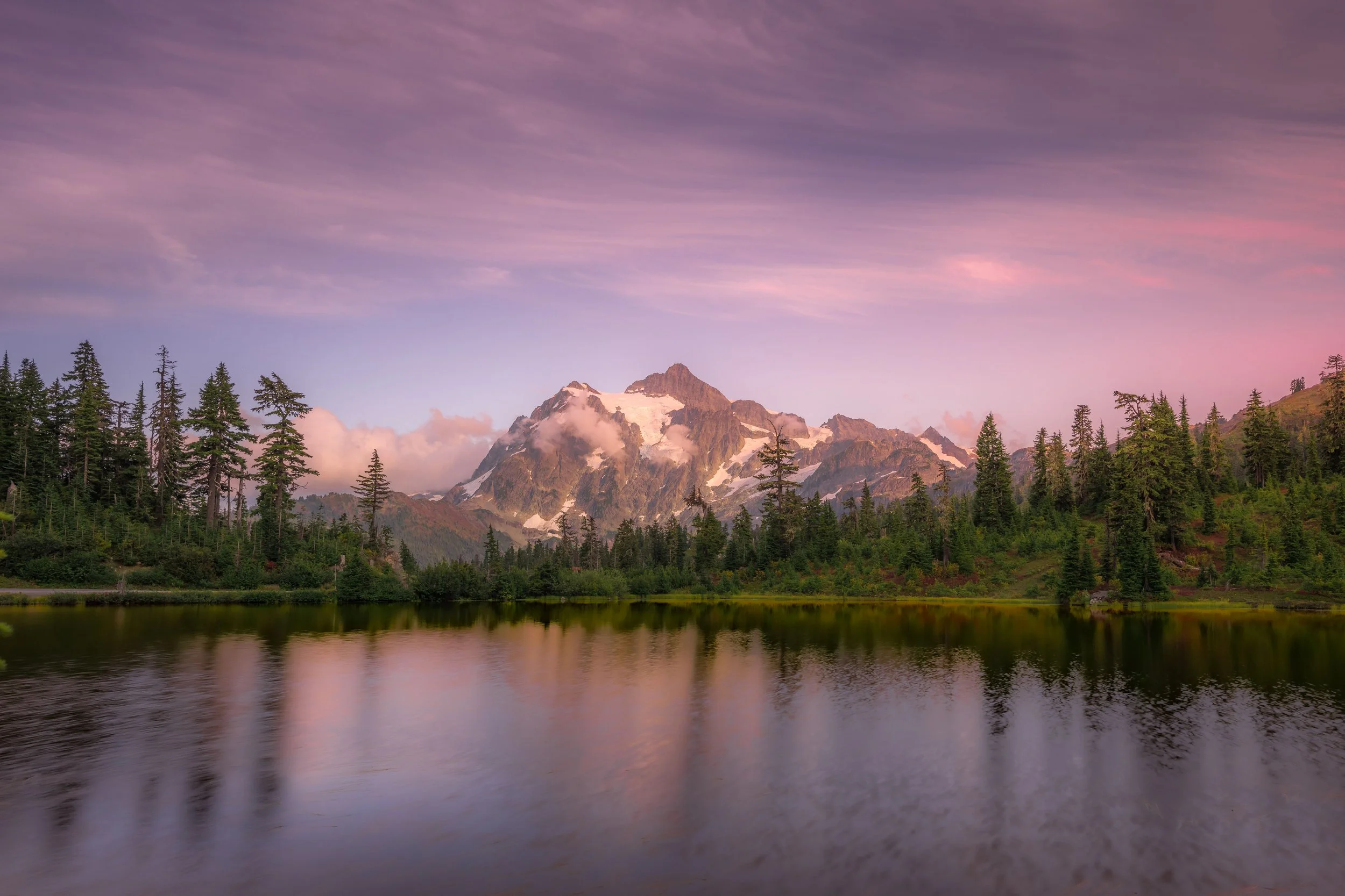 mountain peak in Washington State, evoking the stillness and depth that somatic therapy invites