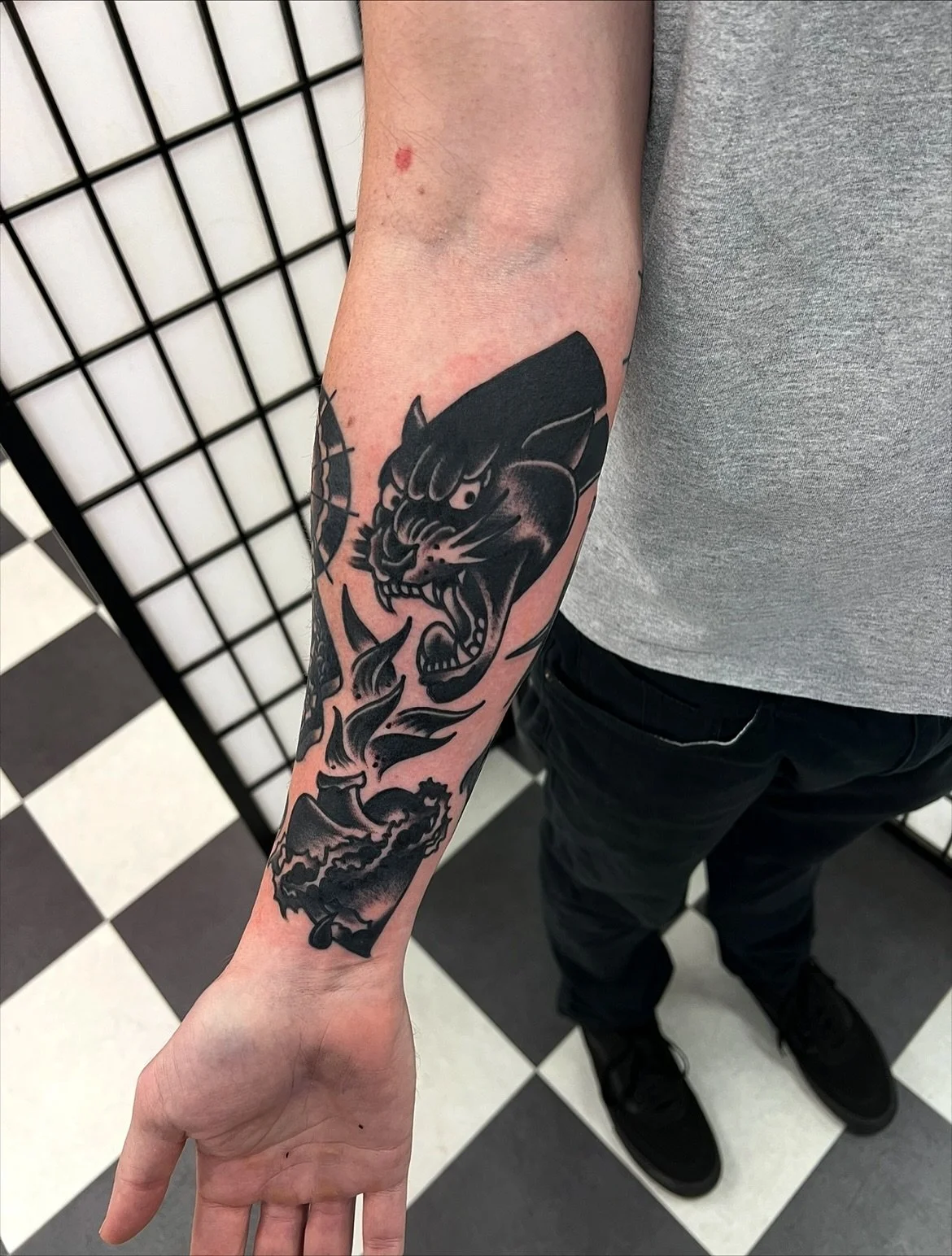 TEXAS 🇺🇸 if you would like to get tattooed early in the new year send me a DM. Bookings are limited!! Thanks