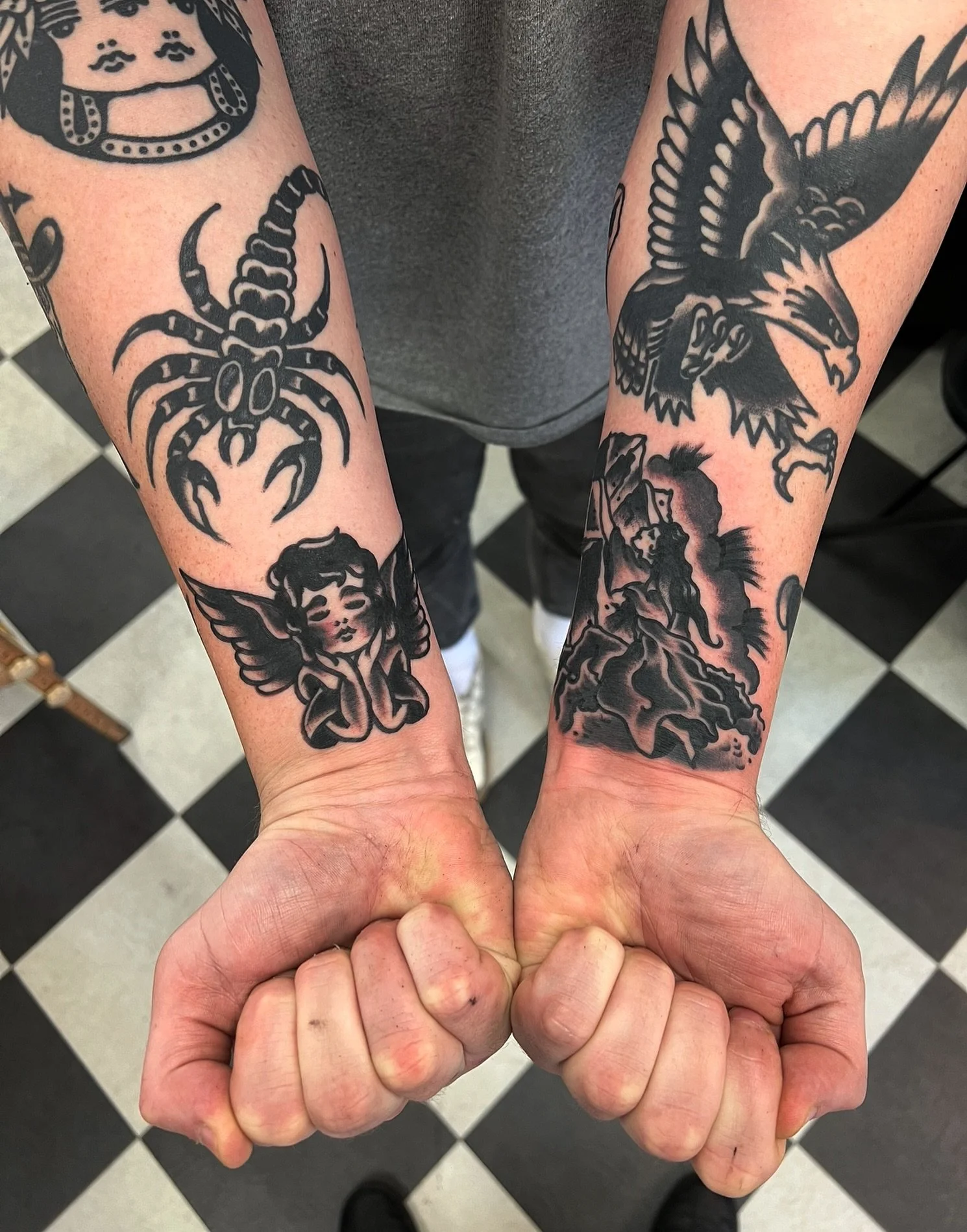 Angel and mini rock of ages made @carlisletattooco DM for tattoos big or small this winter🥶
