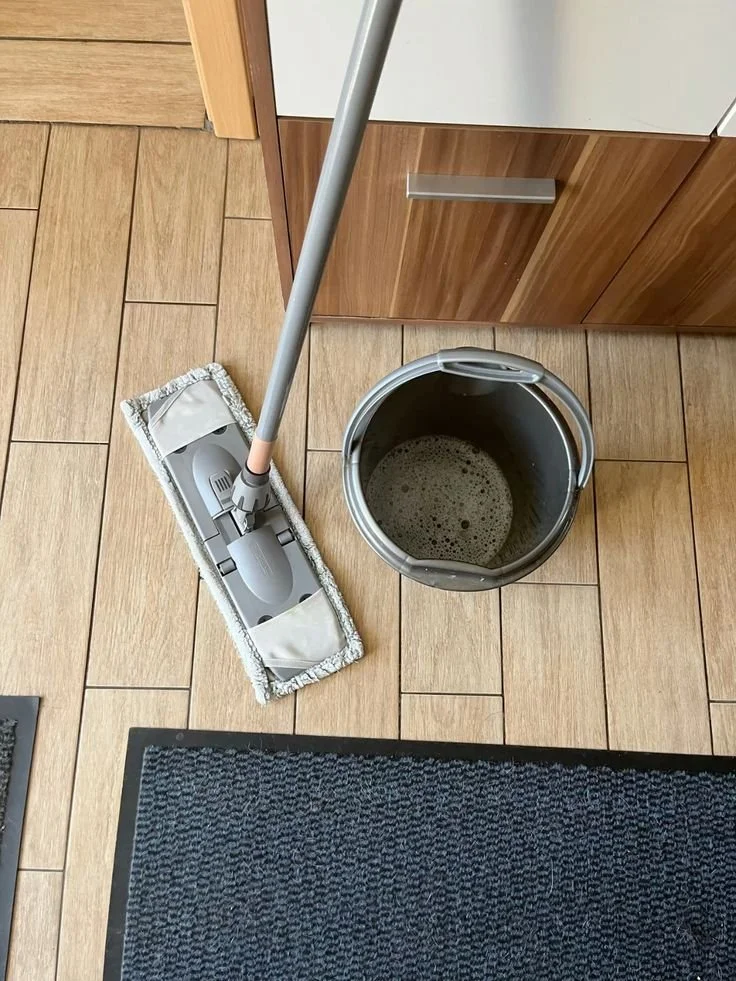  A Daily Cleaning Schedule for a Stress-Free, Neat Home