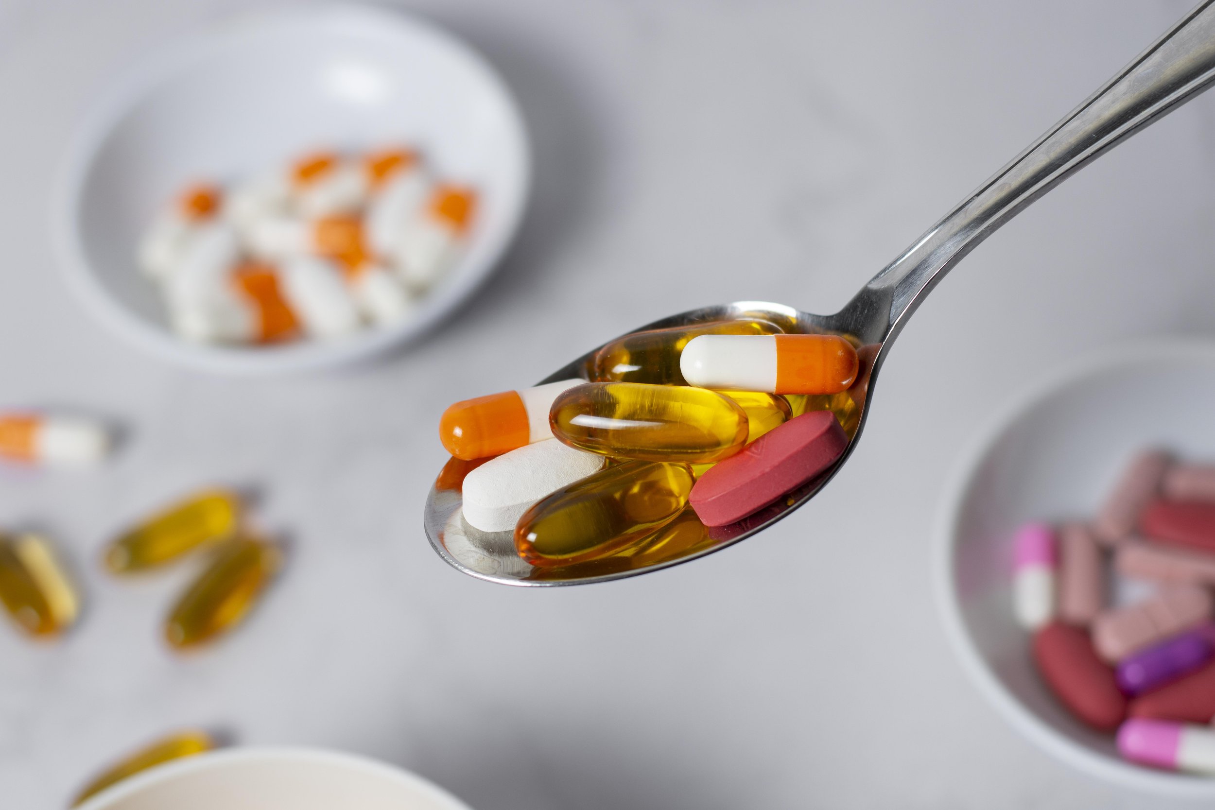 Kapseln und Tabletten als Nahrungsergänzungsmittel mit exakter Dosierung und standardisierter Einnahme