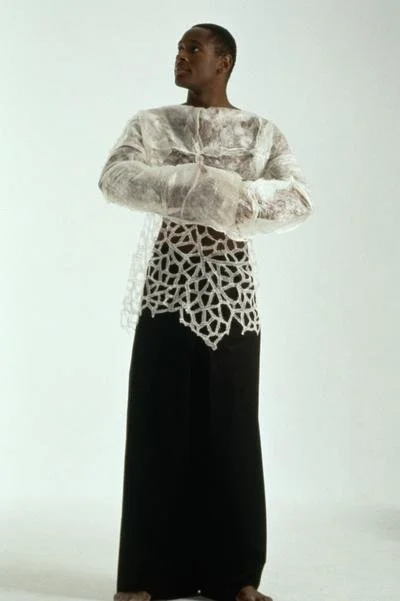 Shiro Kuro, 2001. fused silk fibre and machine embroidered lace.
Photography: ACORN
Powerhouse Museum collection https://collection.powerhouse.com.au/object/11698