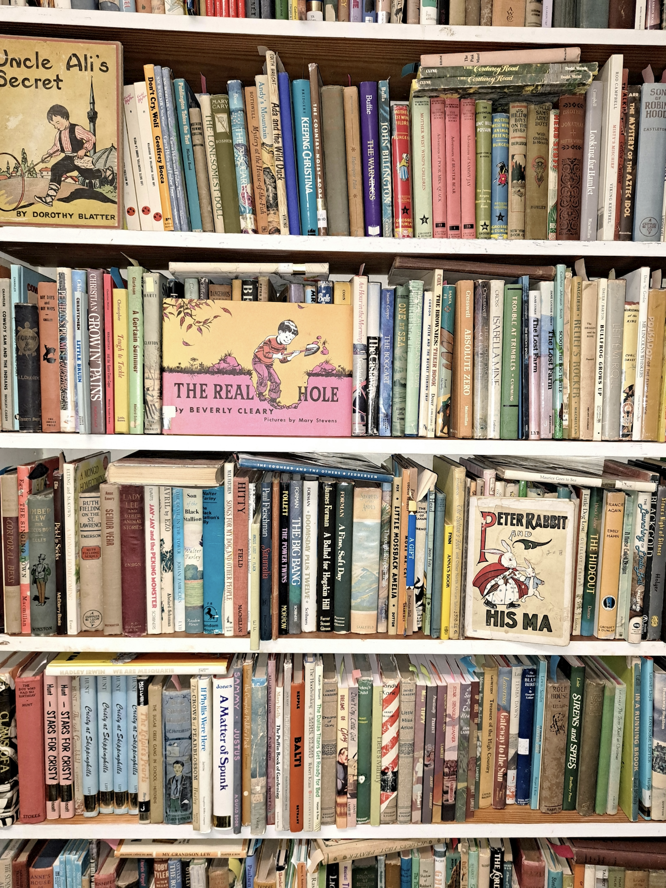 Books &amp; Breakfast: 2nd and 3rd Grades