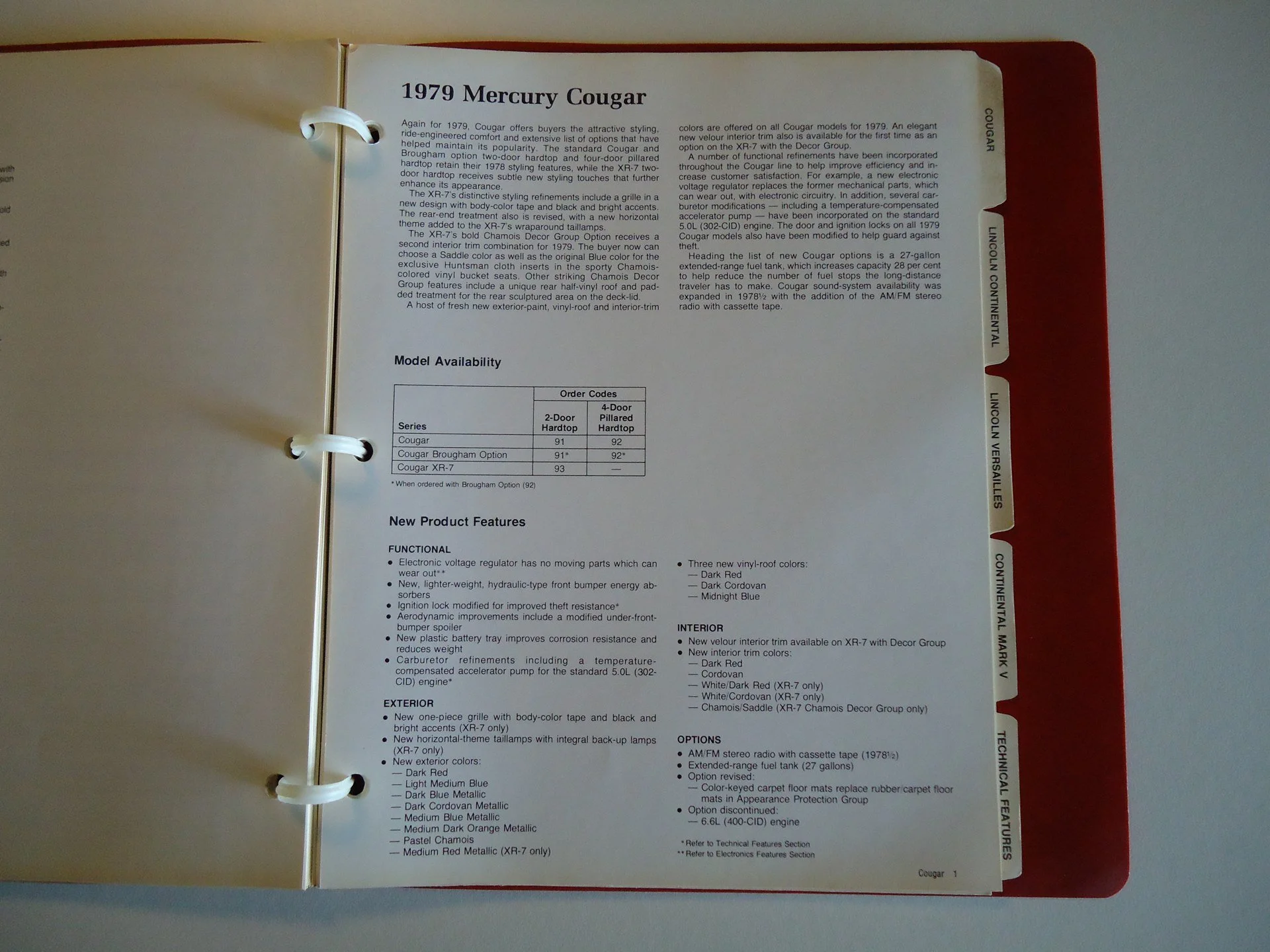 Page from a 1979 Mercury Cougar car brochure with specifications, features, and model options listed.