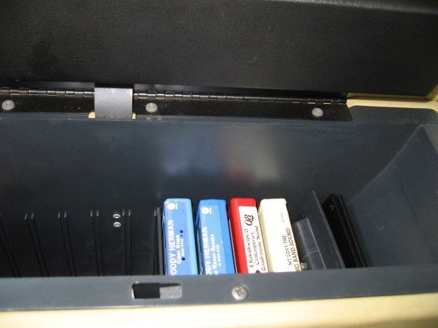 BDDCB6C3-CF7F-23D0-A3F1EAA5B36E2F5F_x.jpg