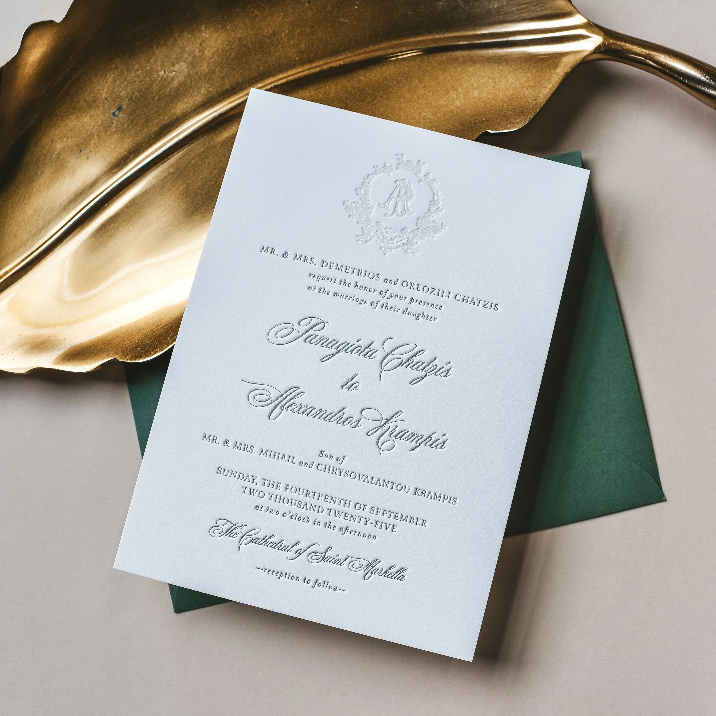 When the monogram is subtle but still steals the show.

I love doing a "semi-blind" over a true blind. Using a small amount of ink provides a hint of contrast for visibility, while keeping a delicate appearance.

#letterpress #stationery #l