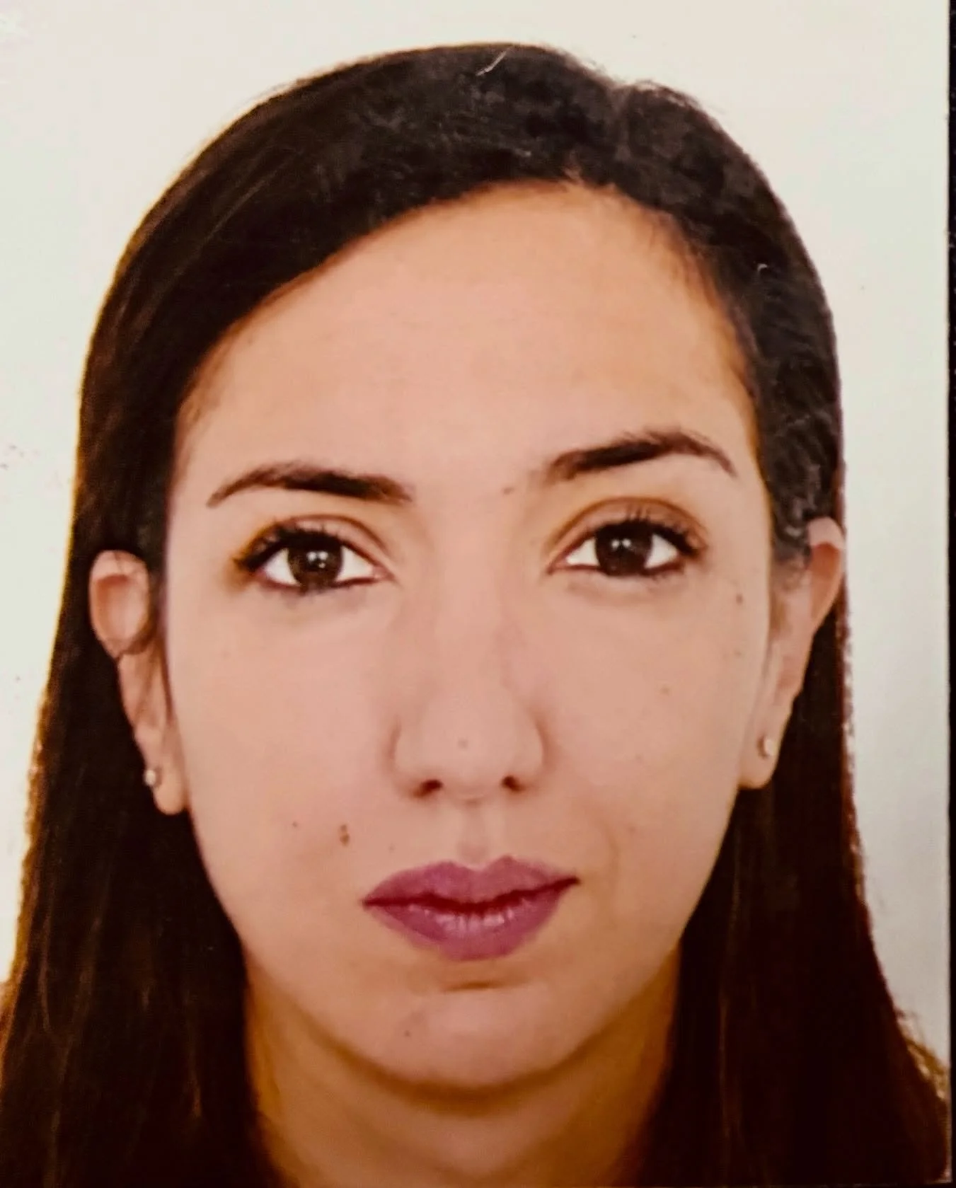 Try posting your id pics only and be serious about it